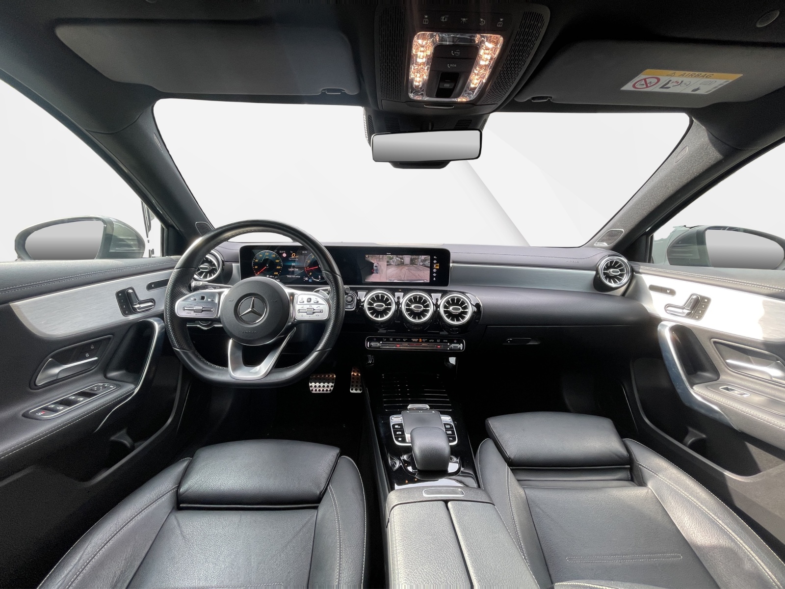 MERCEDES-BENZ A 200 AMG Line-image-10