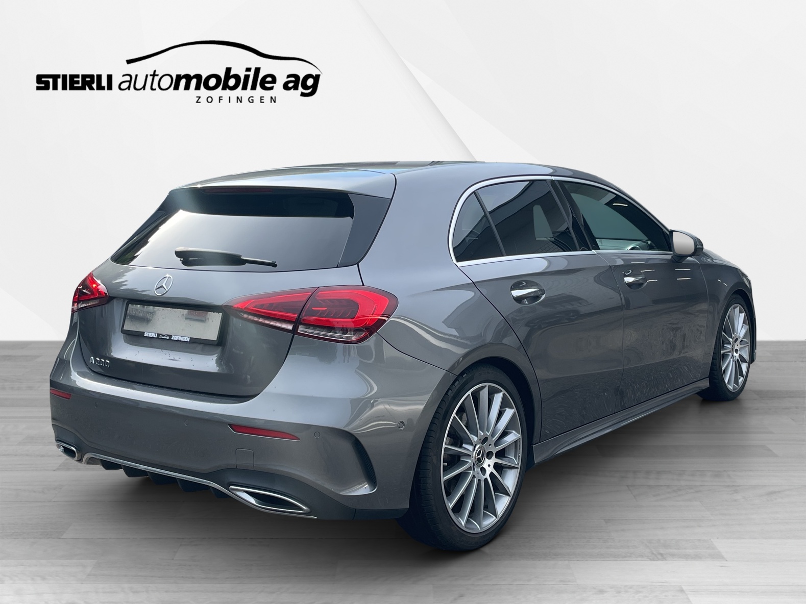 MERCEDES-BENZ A 200 AMG Line-image-4
