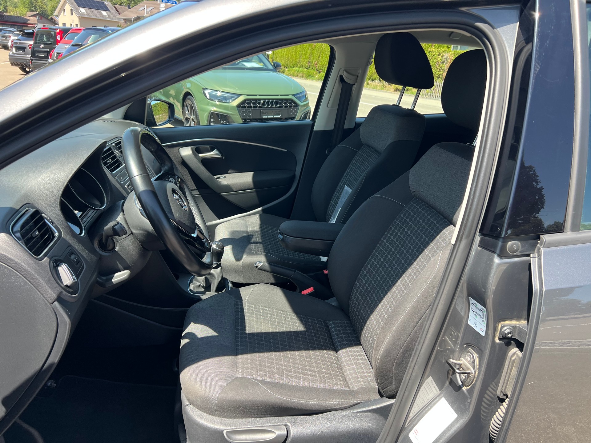 VW Polo 1.2 TSI BMT Comfortline-image-15