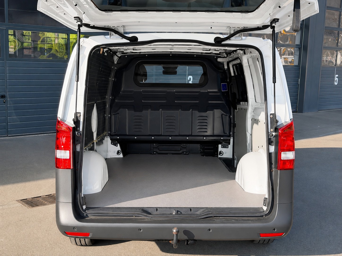 MERCEDES-BENZ Vito 114 Extralang EL | ab MFK | ab Service Automat | ACC | Totwinkel | Klima | Anhängerkupplung-image-7