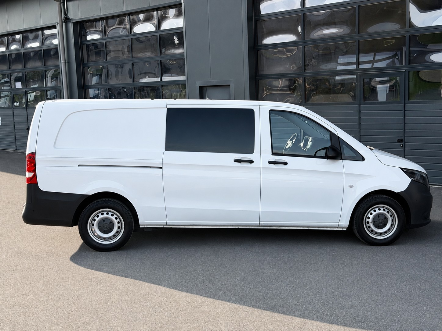 MERCEDES-BENZ Vito 114 Extralang EL | ab MFK | ab Service Automat | ACC | Totwinkel | Klima | Anhängerkupplung-image-5