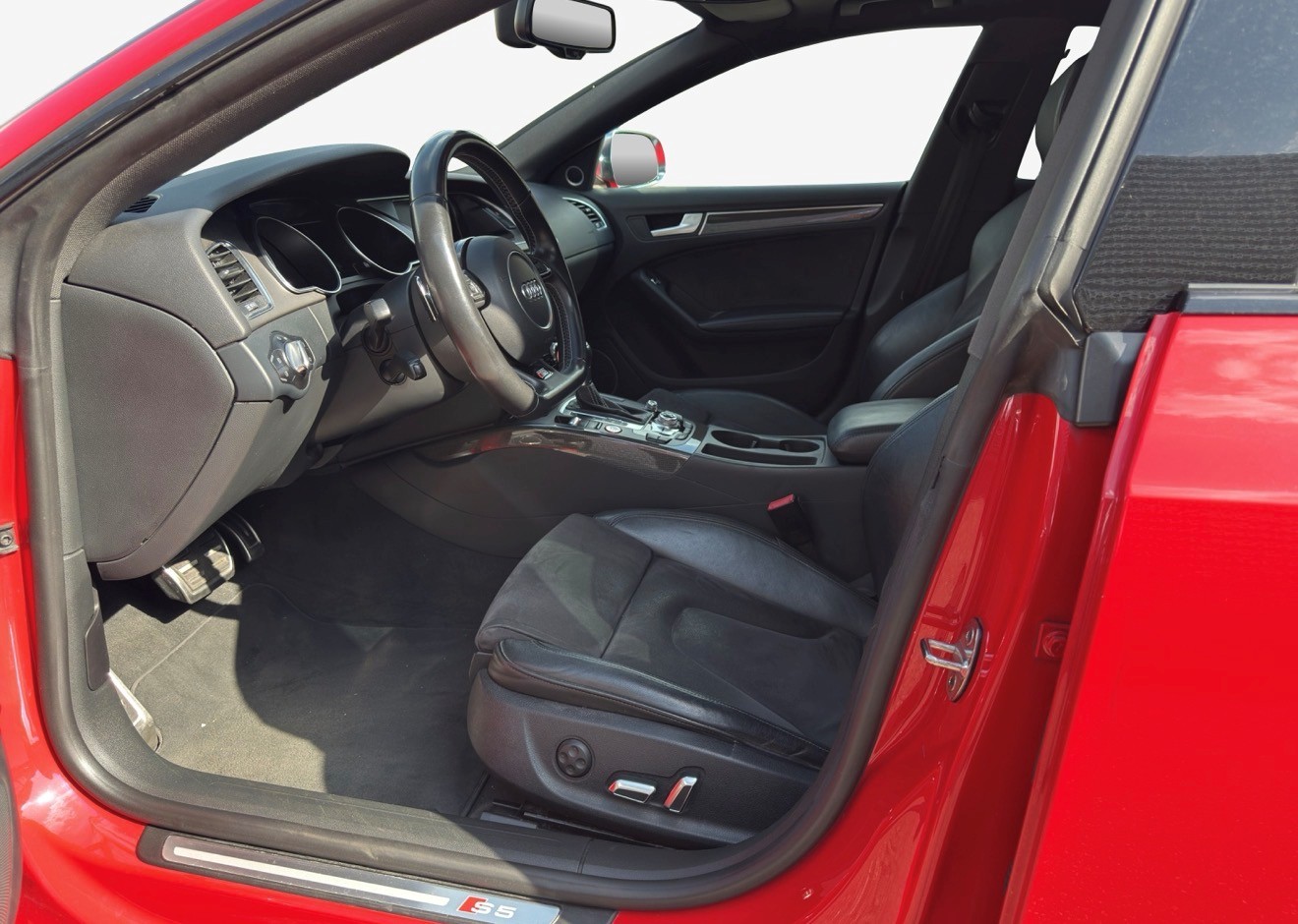 AUDI 3.0 V6 TFSI quattro S-Tronic-image-6