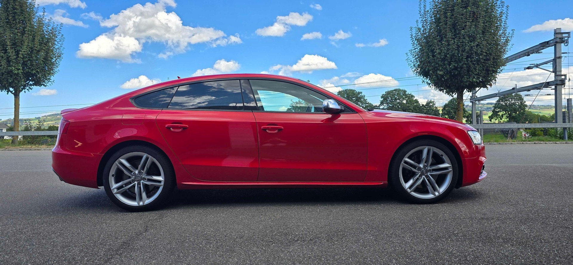 AUDI 3.0 V6 TFSI quattro S-Tronic-image-2