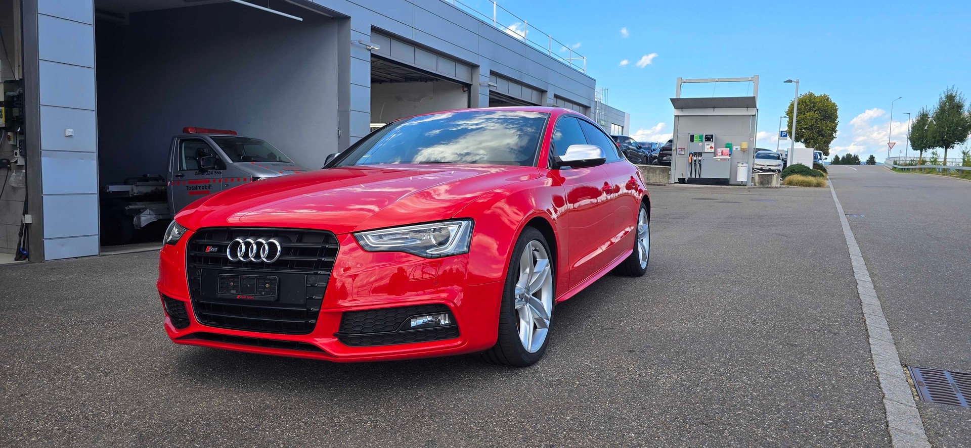 AUDI 3.0 V6 TFSI quattro S-Tronic