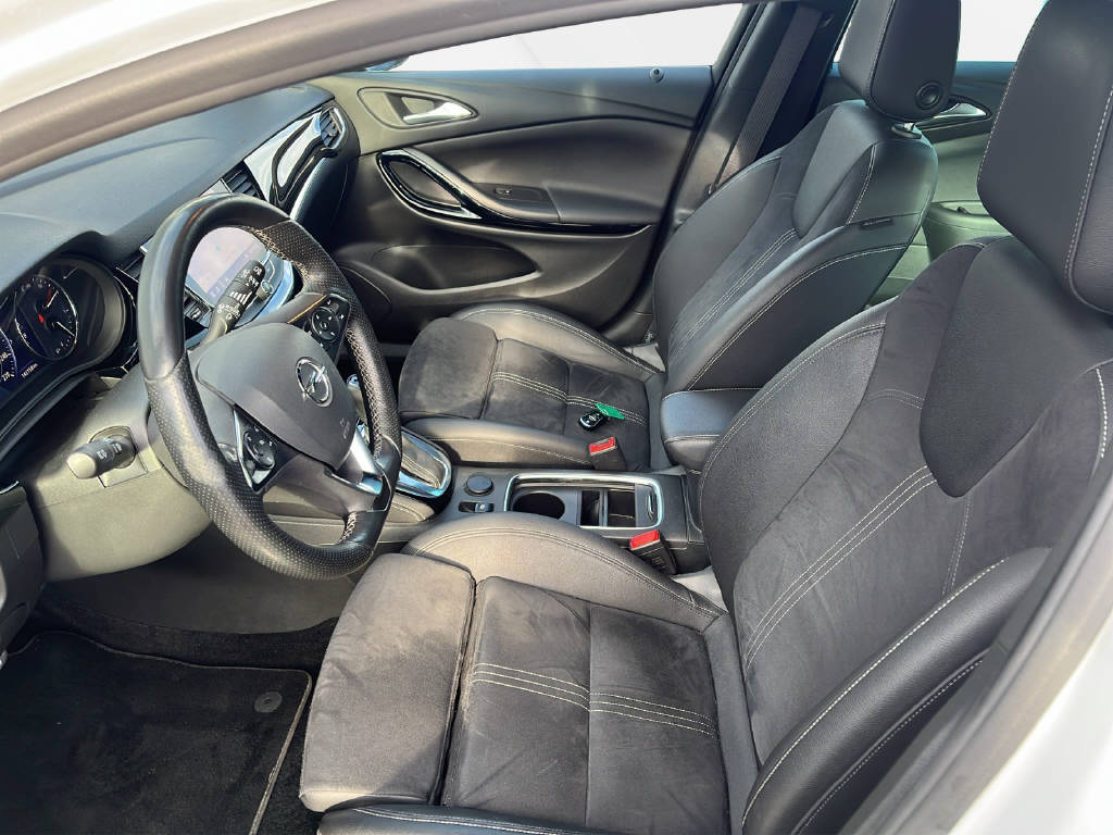 OPEL Astra Sports Tourer 1.5 D 122 Ultimate S/S-image-4