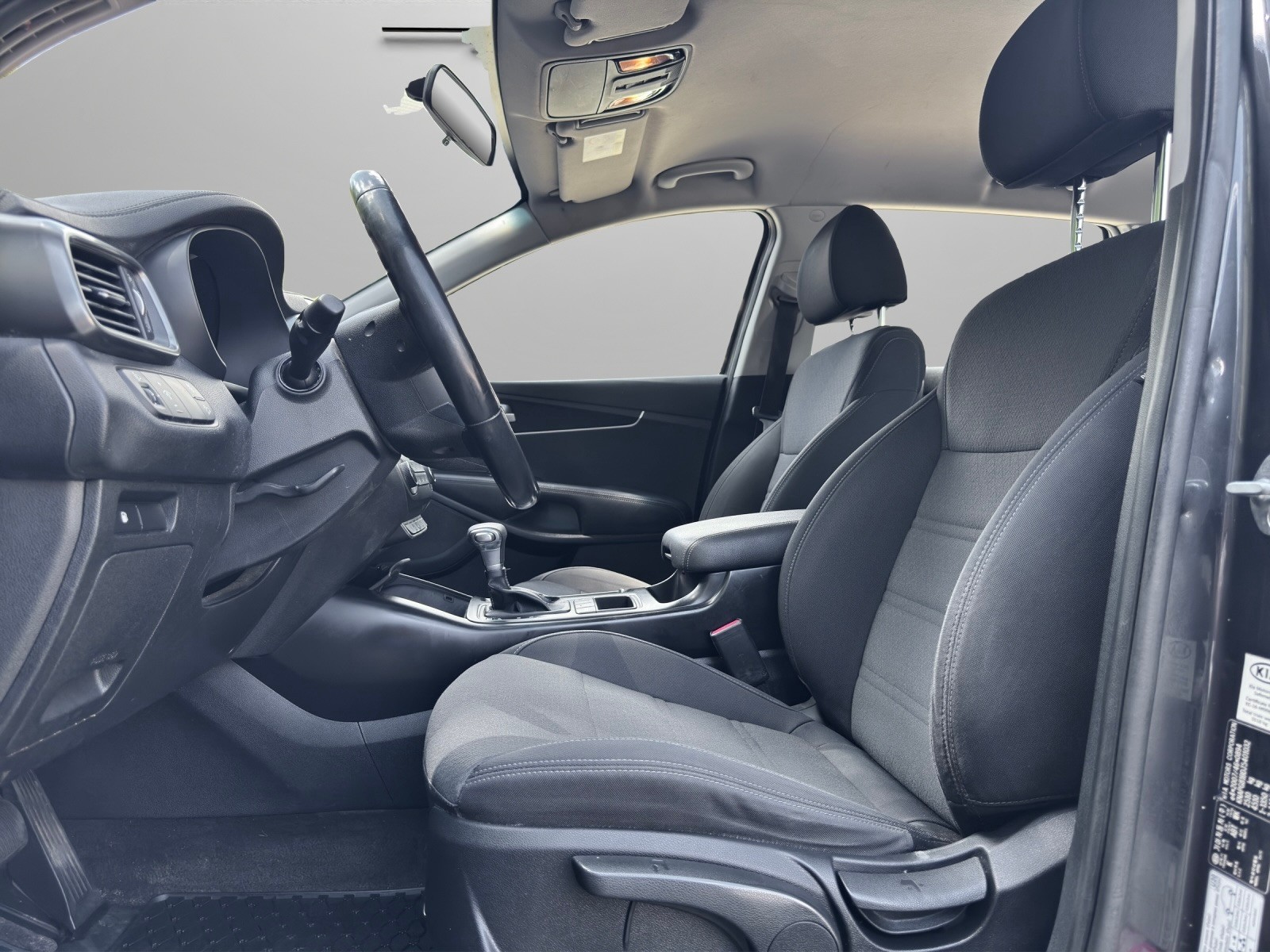 KIA Sorento 2.2 CRDI LX 5P. Automatic-image-7