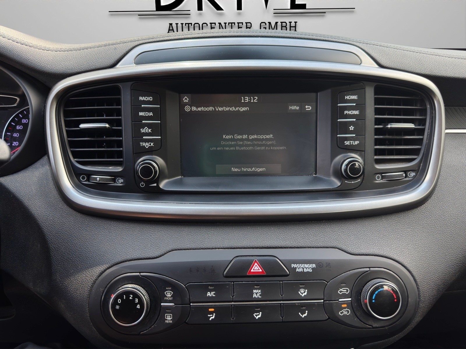 KIA Sorento 2.2 CRDI LX 5P. Automatic-image-15