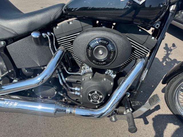 HARLEY-DAVIDSON FXSTBI Deuce mit 9400 km Sissy Bar neue Bereifung neue Batterie ab MFK-image-4