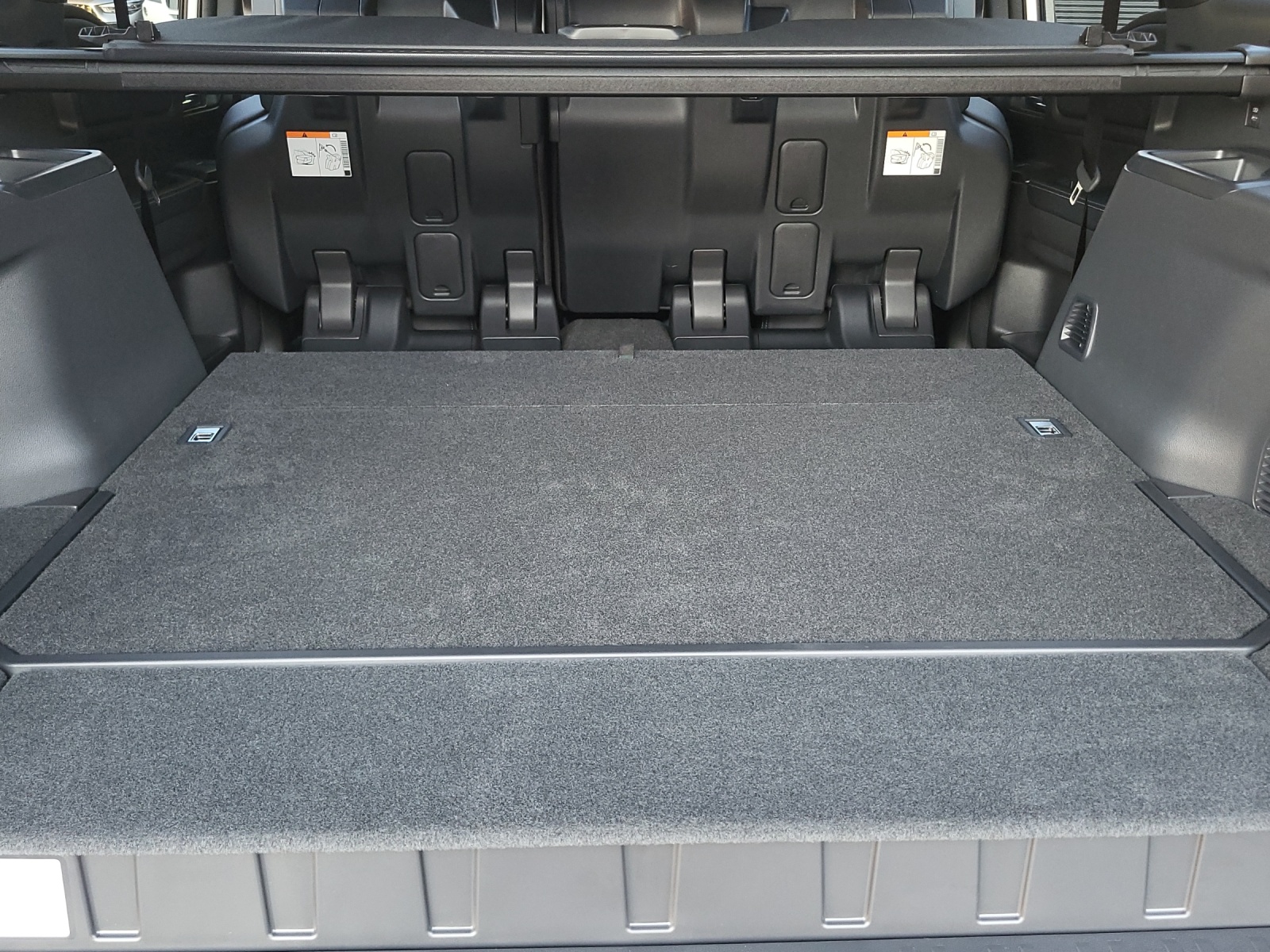 TOYOTA Land Cruiser 2.8 D 48V Style-image-16
