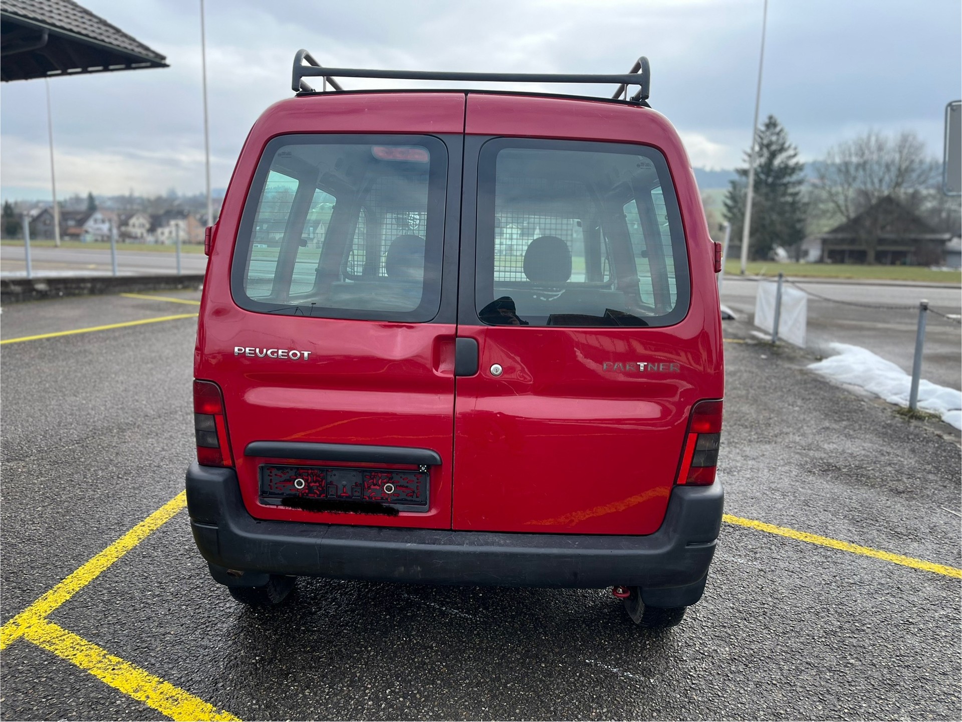 PEUGEOT Partner 1.4 190C Swiss Pack-image-4