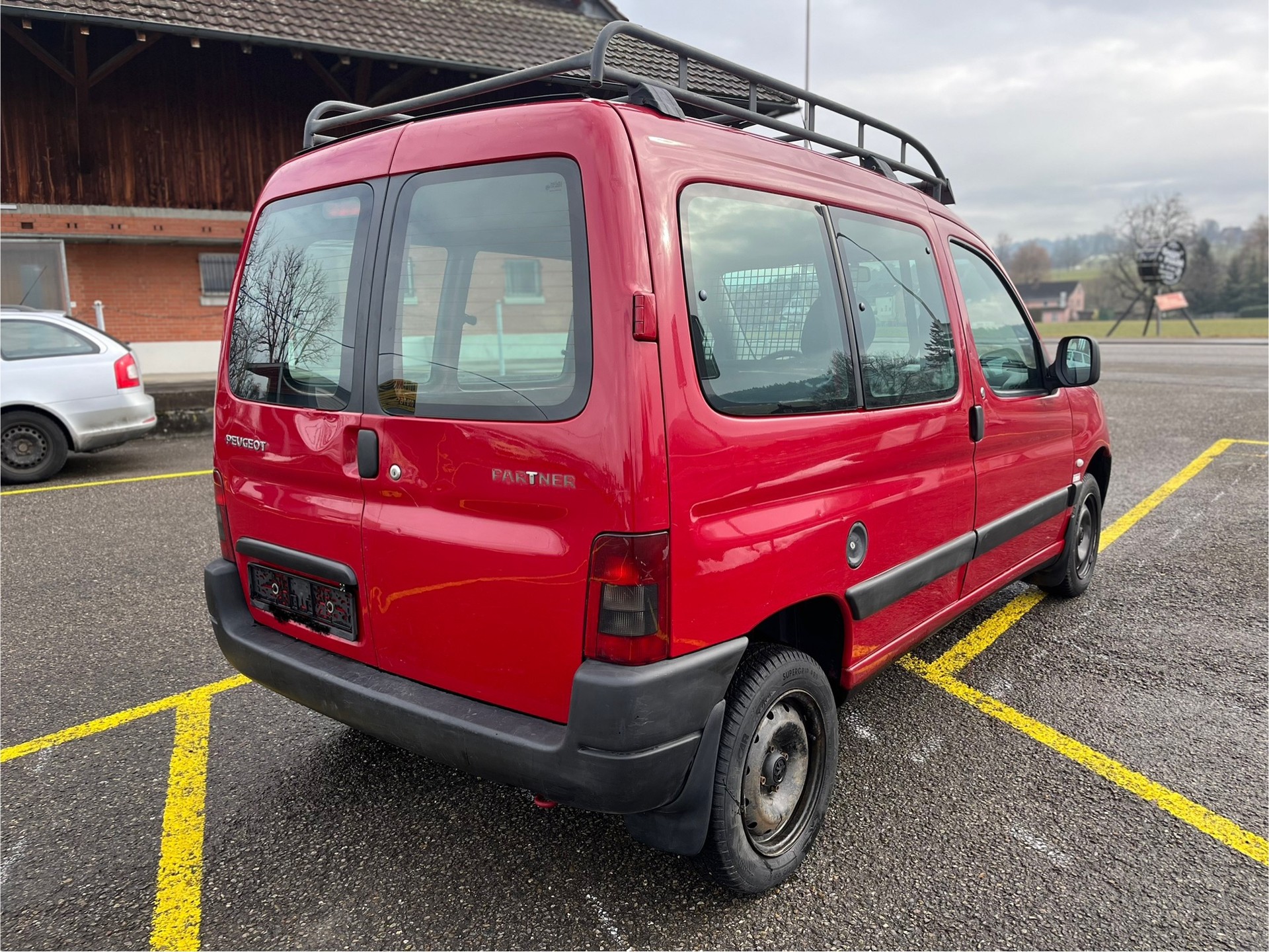 PEUGEOT Partner 1.4 190C Swiss Pack-image-3