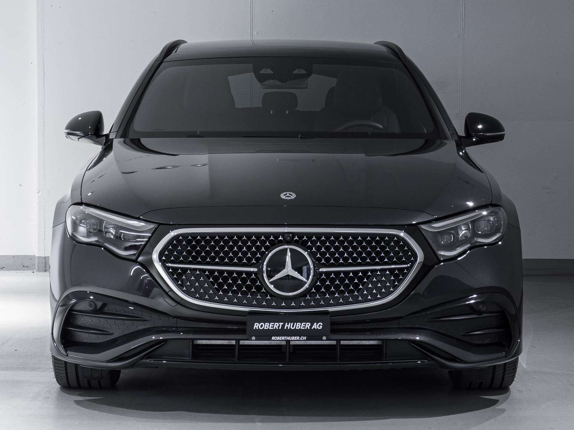 MERCEDES-BENZ E 200 4MATIC T-Modell-image-2