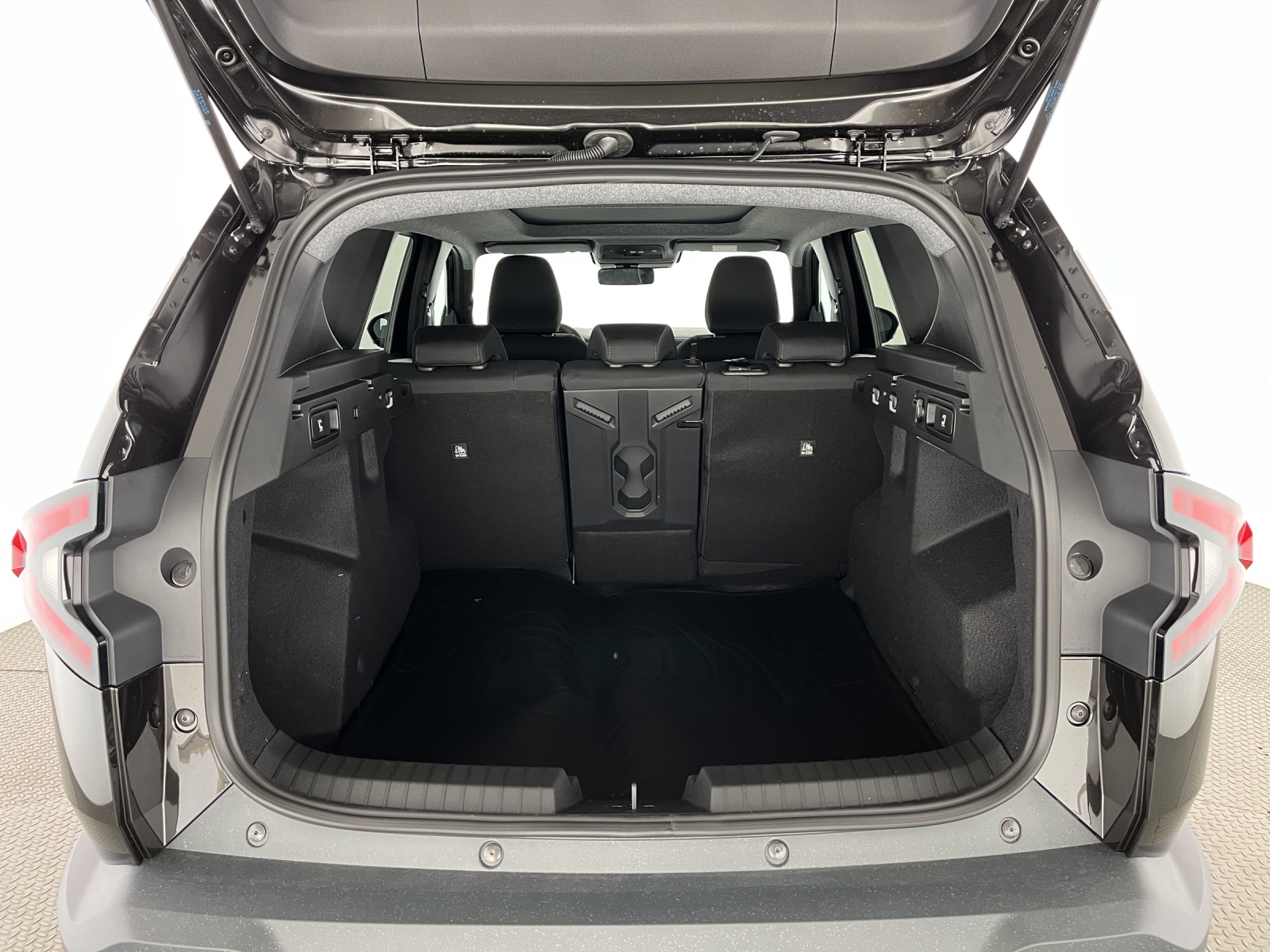 DACIA Bigster 1.2 Hybrid Extreme 4WD-image-17