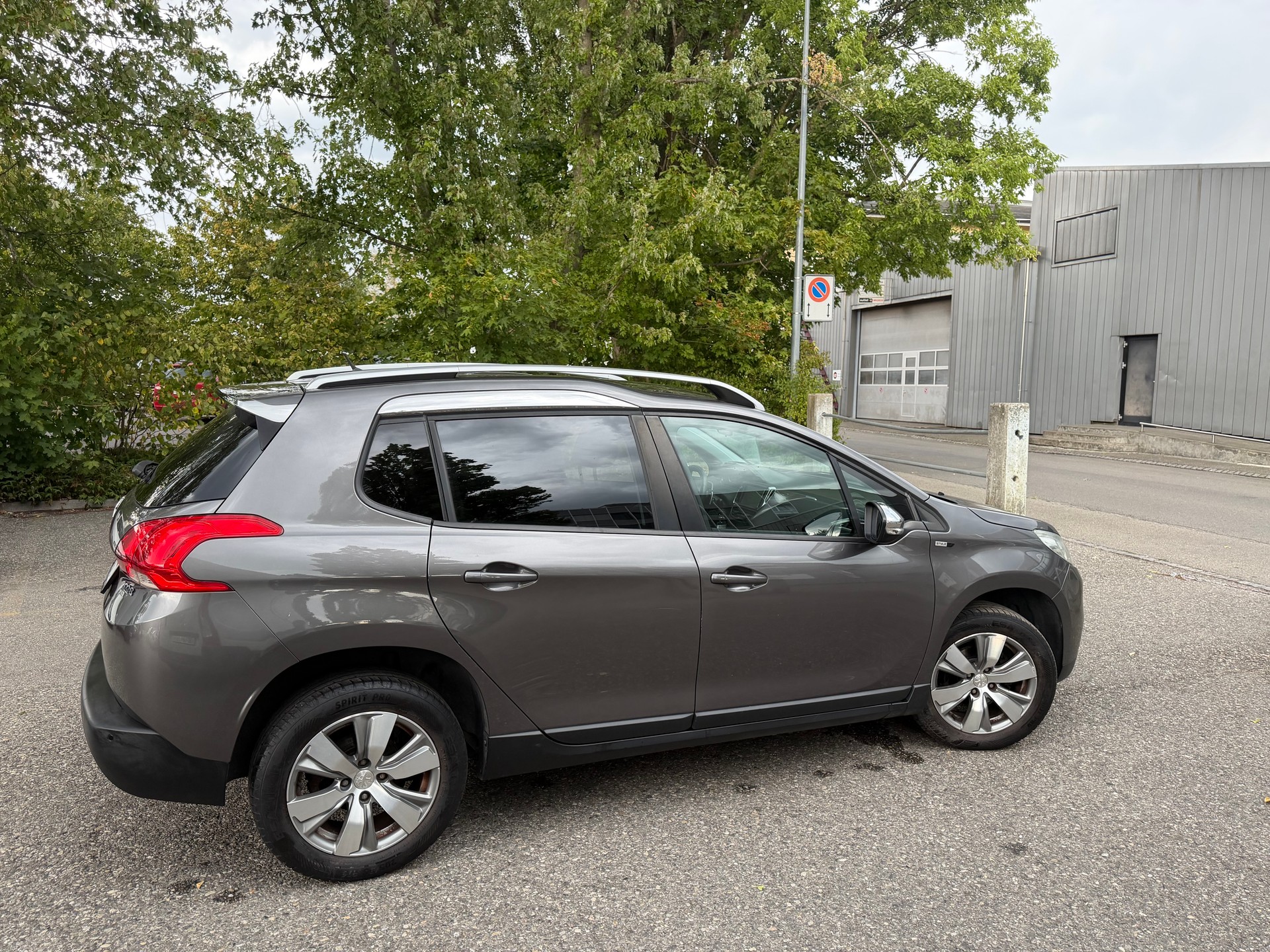 PEUGEOT 2008 1.6 e-HDi Style EGS6 ** Navigation ** Klima-auto ** Tempomat ** PDC H ** Frisch Ab MFK 04.08.2026-image-9