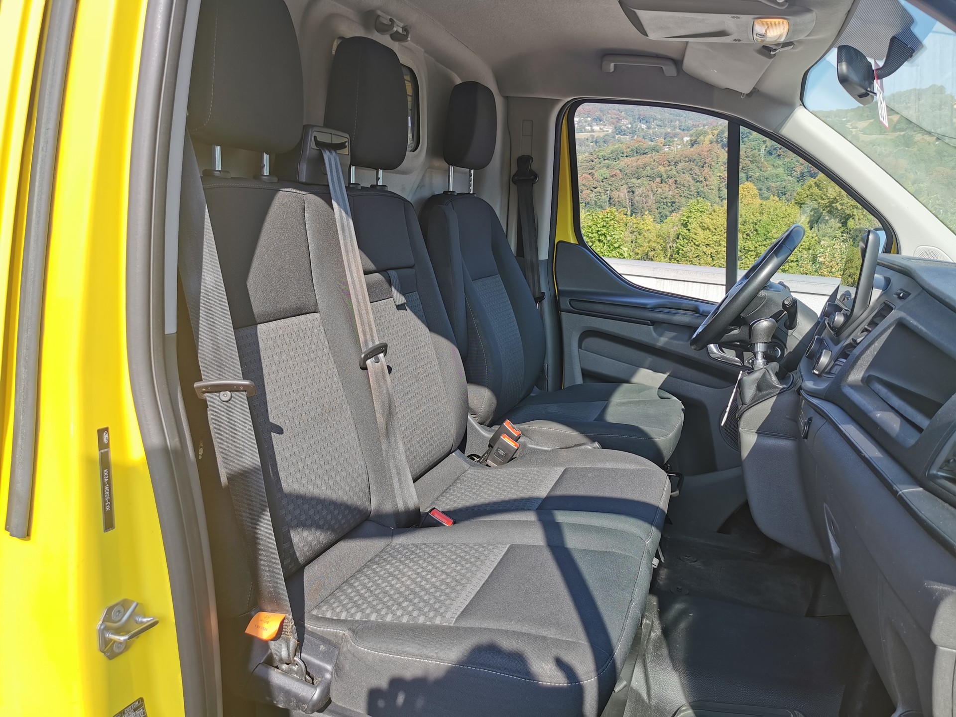 FORD Transit Cust 300 L1 Ambie-image-5