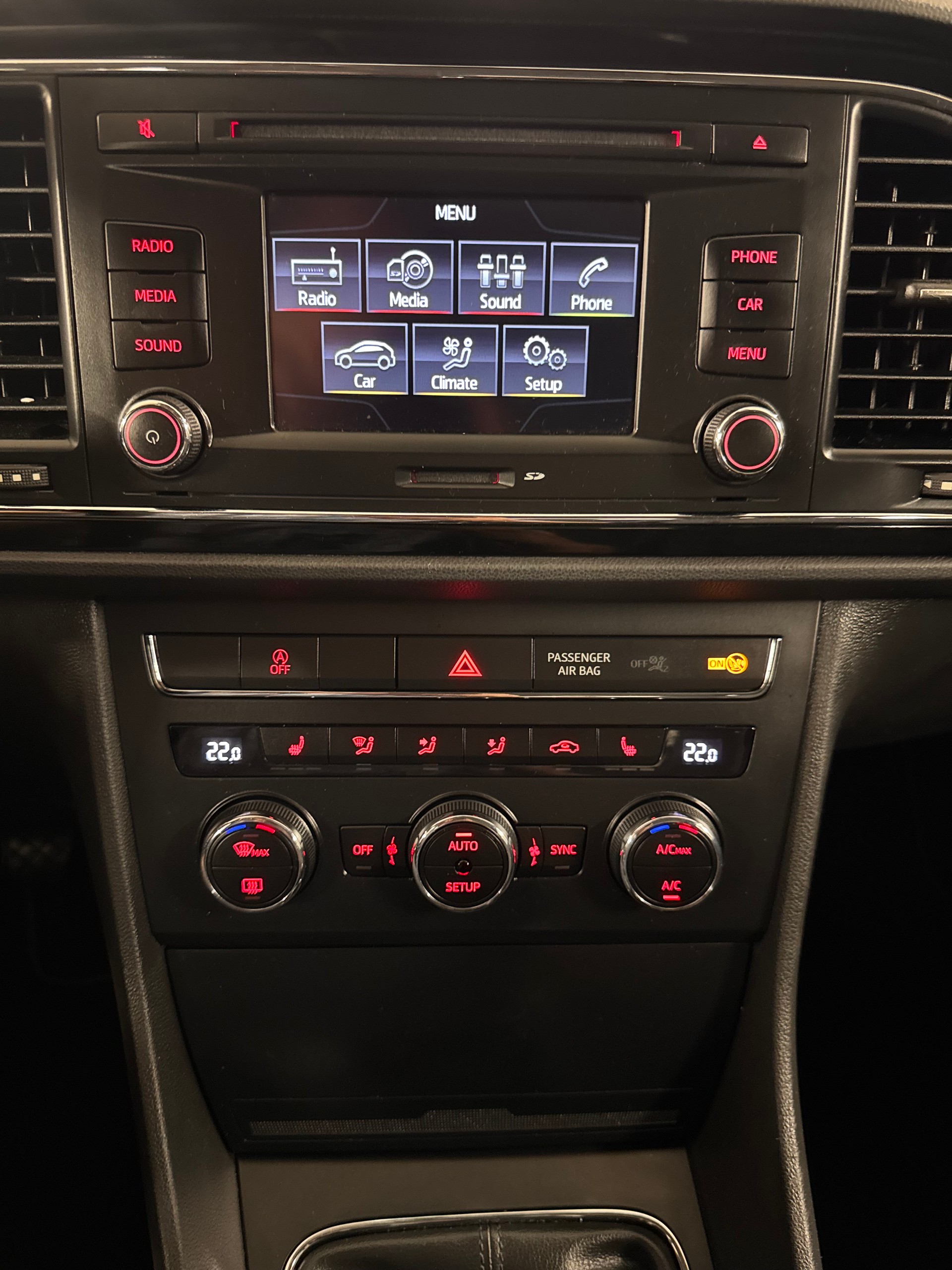 SEAT Leon 1.4 TSI Style-image-13