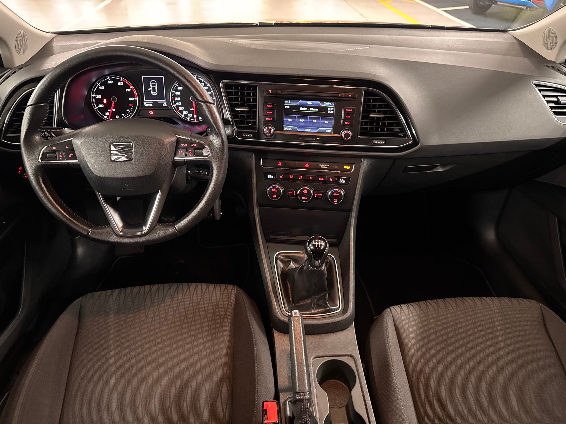 SEAT Leon 1.4 TSI Style-image-11
