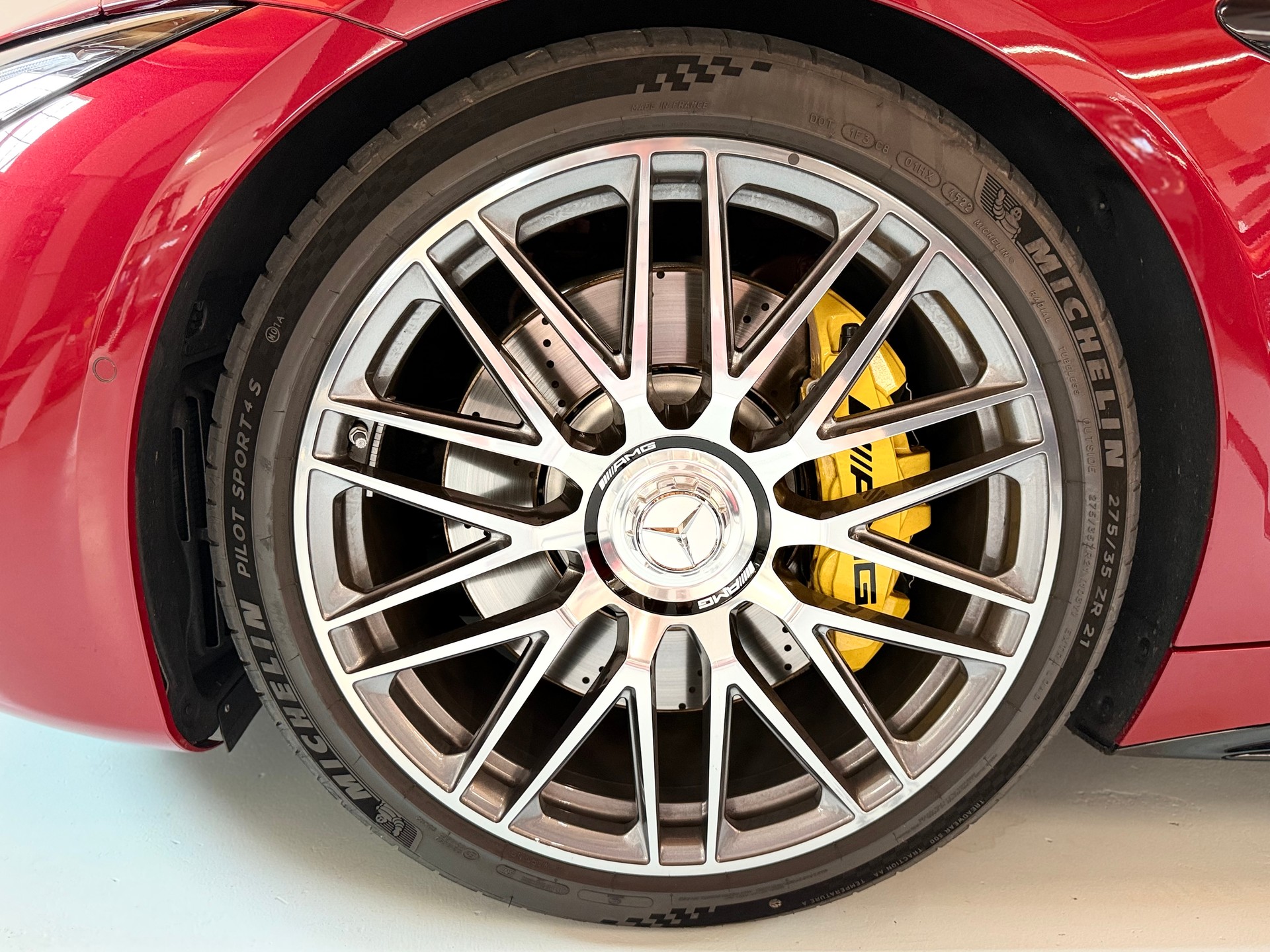 MERCEDES-BENZ AMG SL 63 4Matic+ Speedshift MCT-image-12
