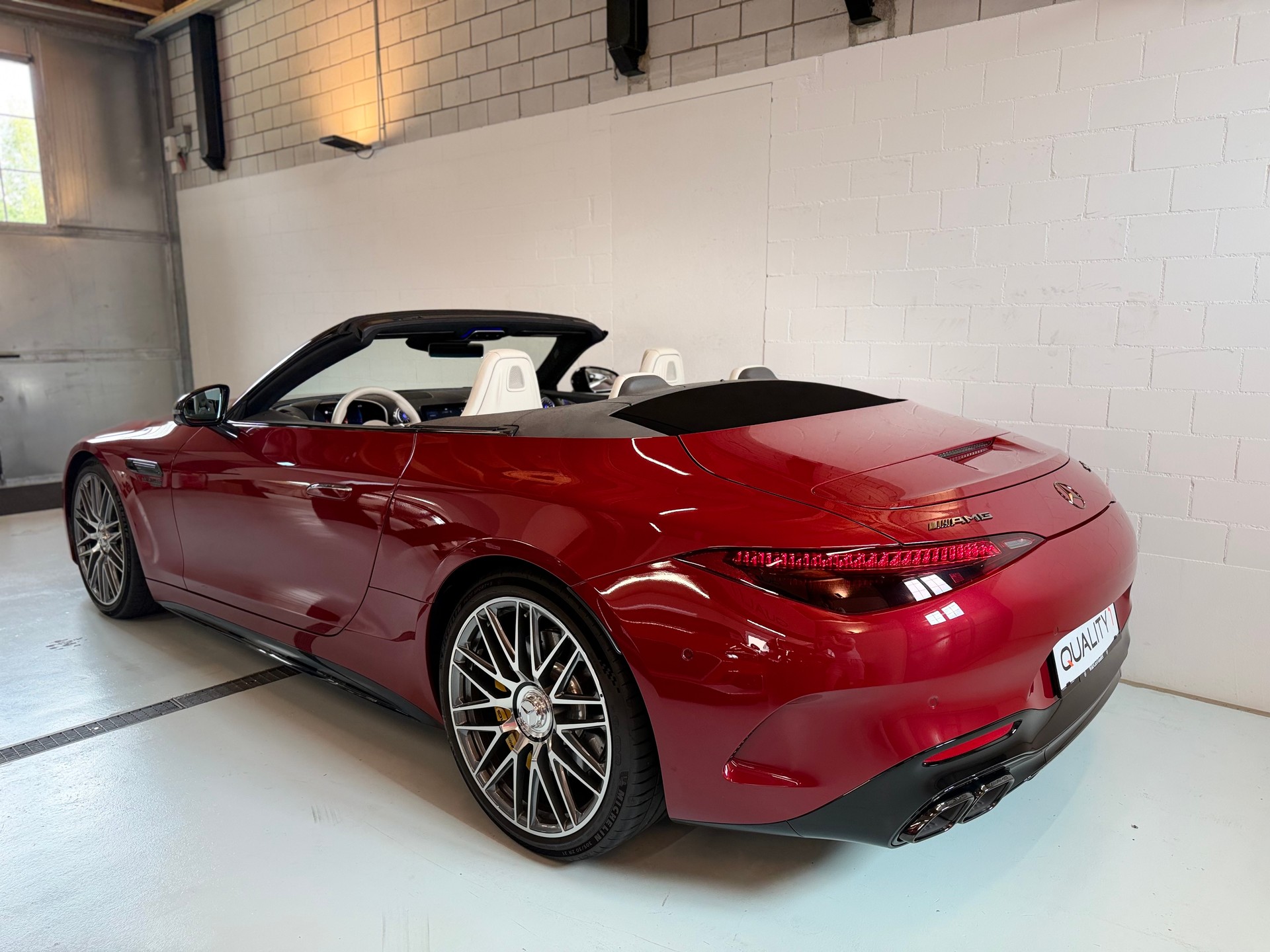 MERCEDES-BENZ AMG SL 63 4Matic+ Speedshift MCT-image-5