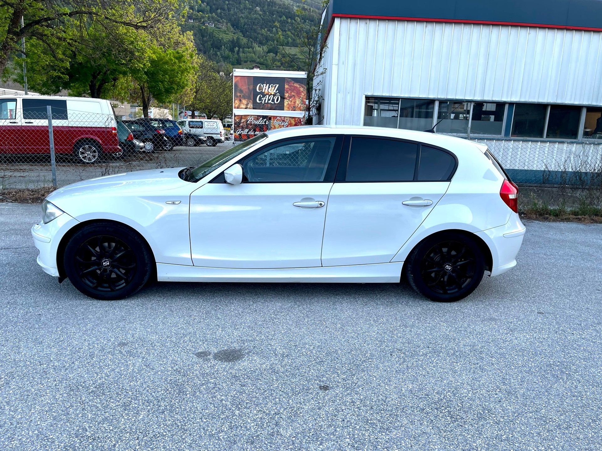 BMW 116i Steptronic-image-2