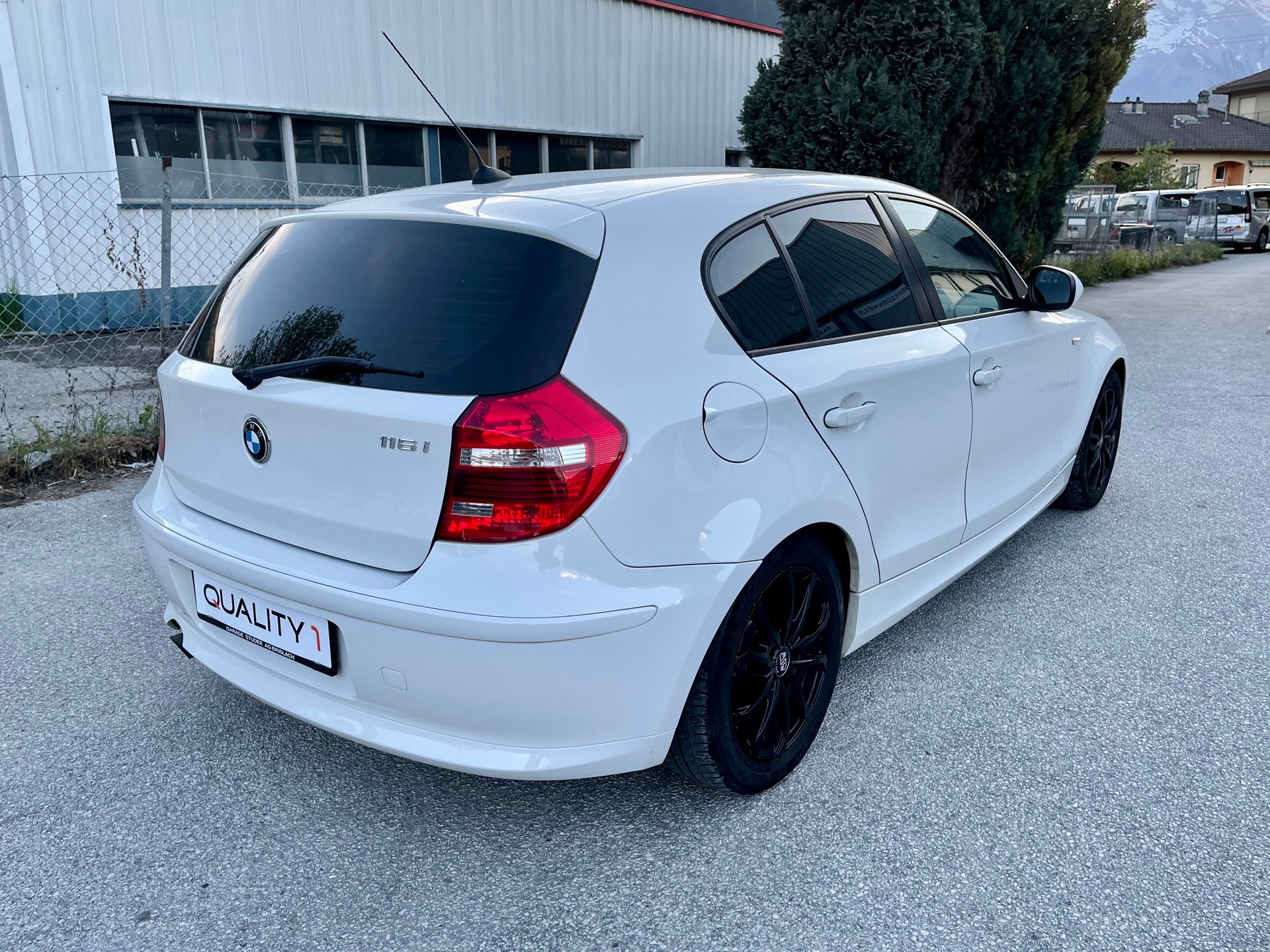 BMW 116i Steptronic-image-11