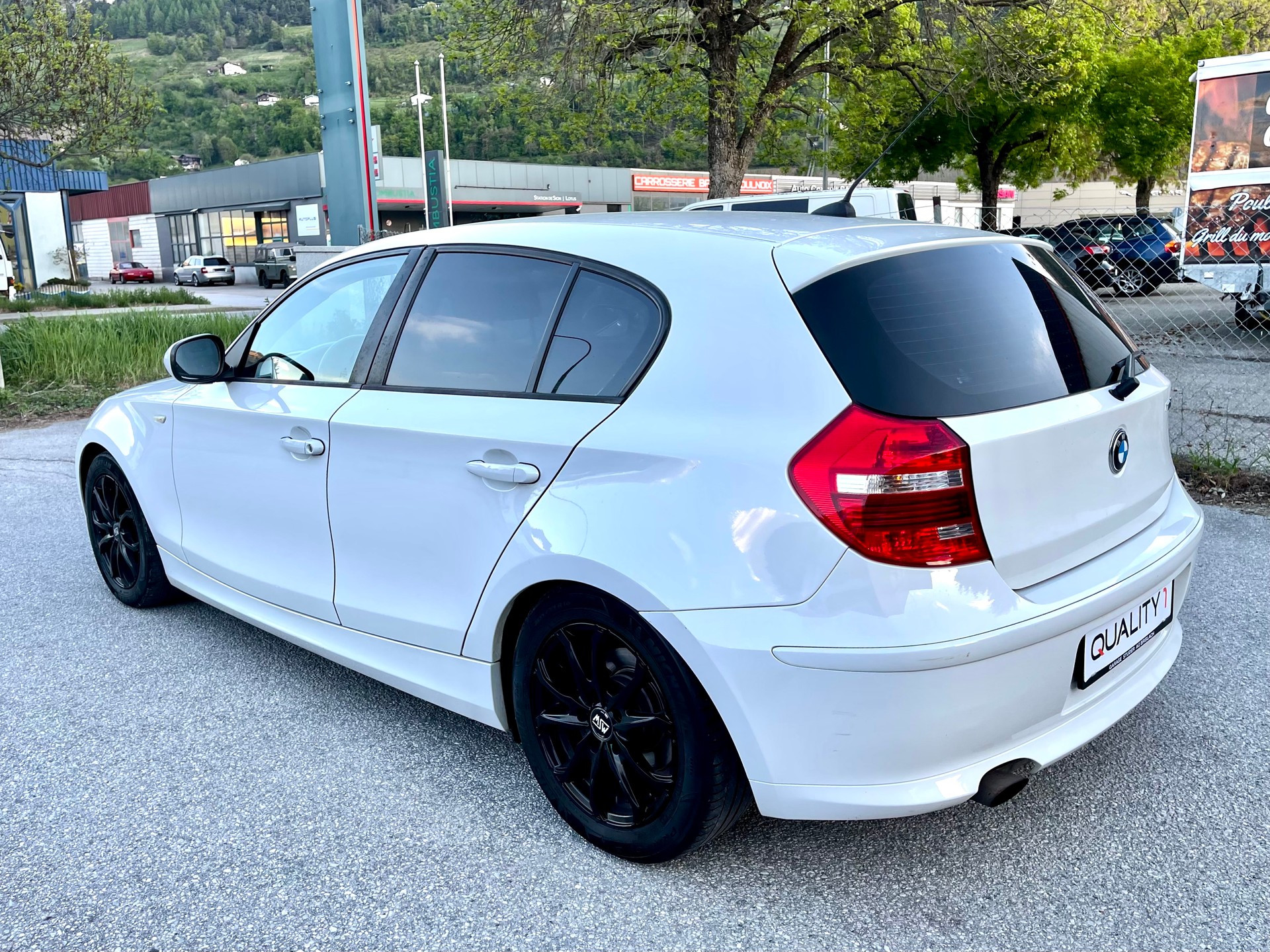 BMW 116i Steptronic-image-5