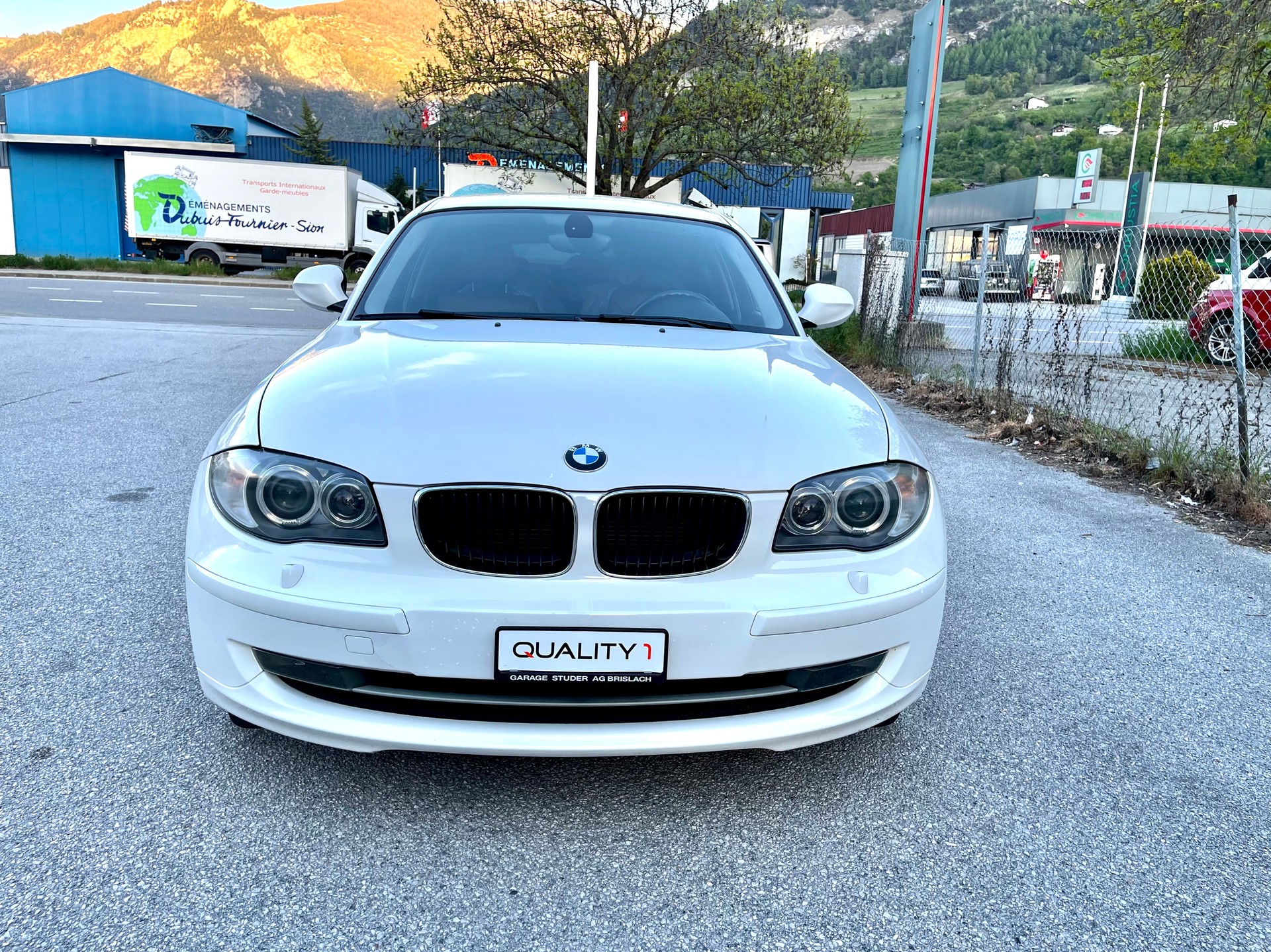 BMW 116i Steptronic-image-12