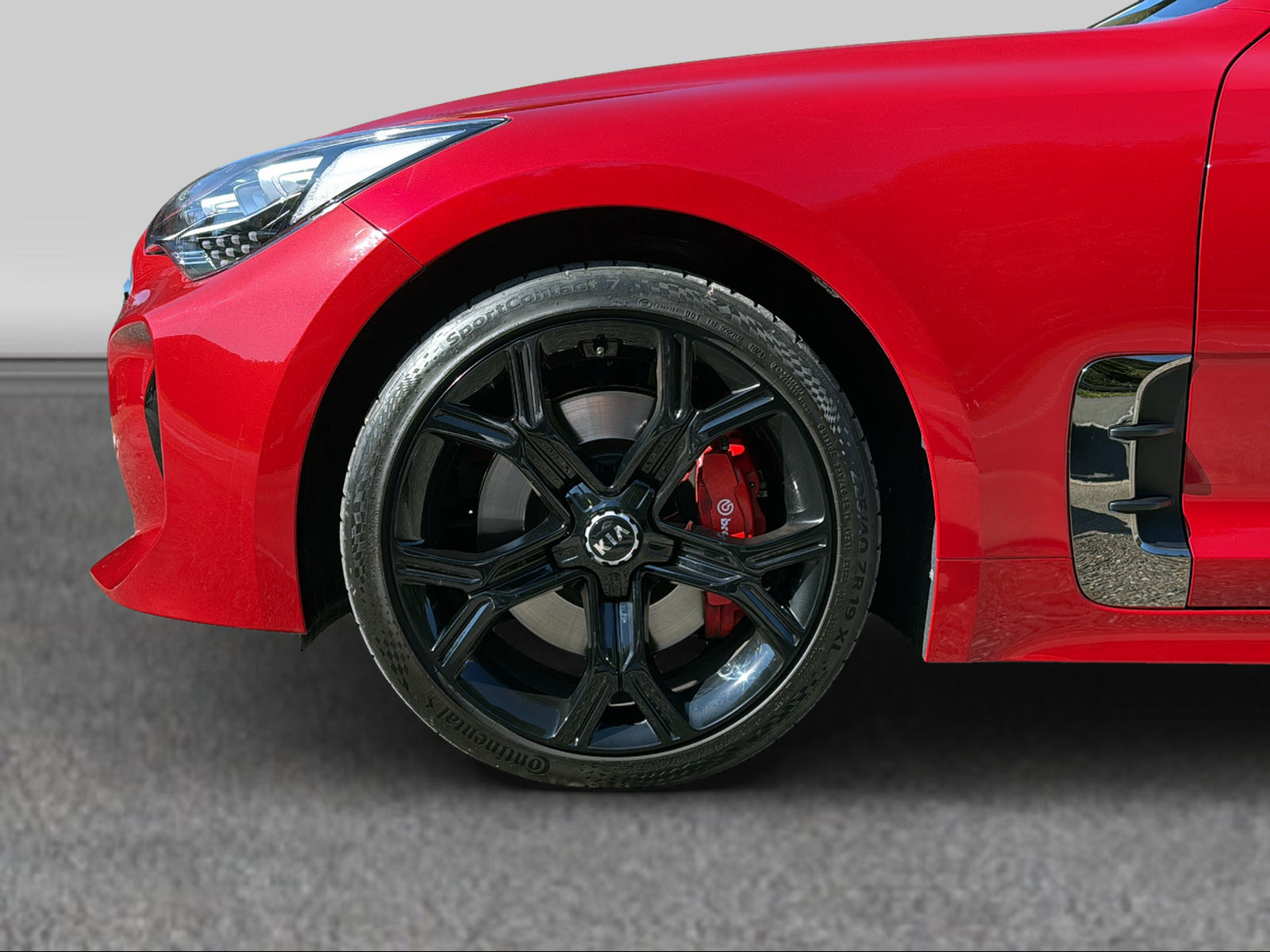 KIA Stinger 3.3 T-GDi GT Automat AWD-image-3