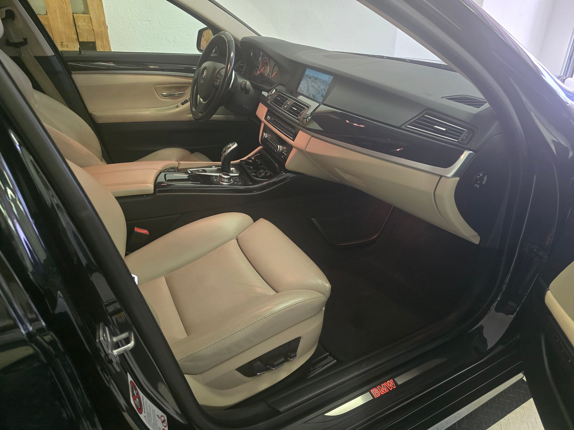 BMW 535d Touring Steptronic-image-8