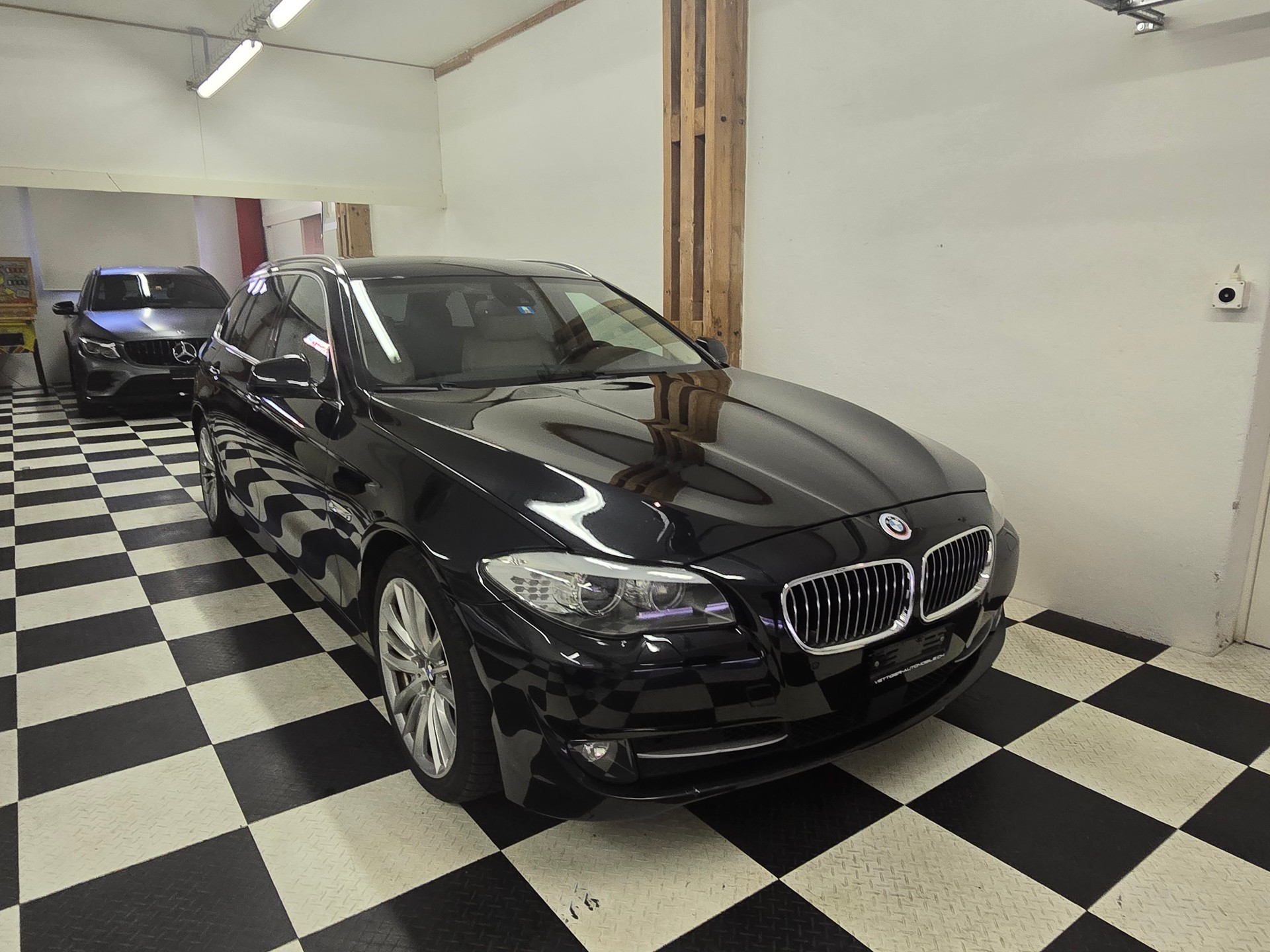 BMW 535d Touring Steptronic-image-1