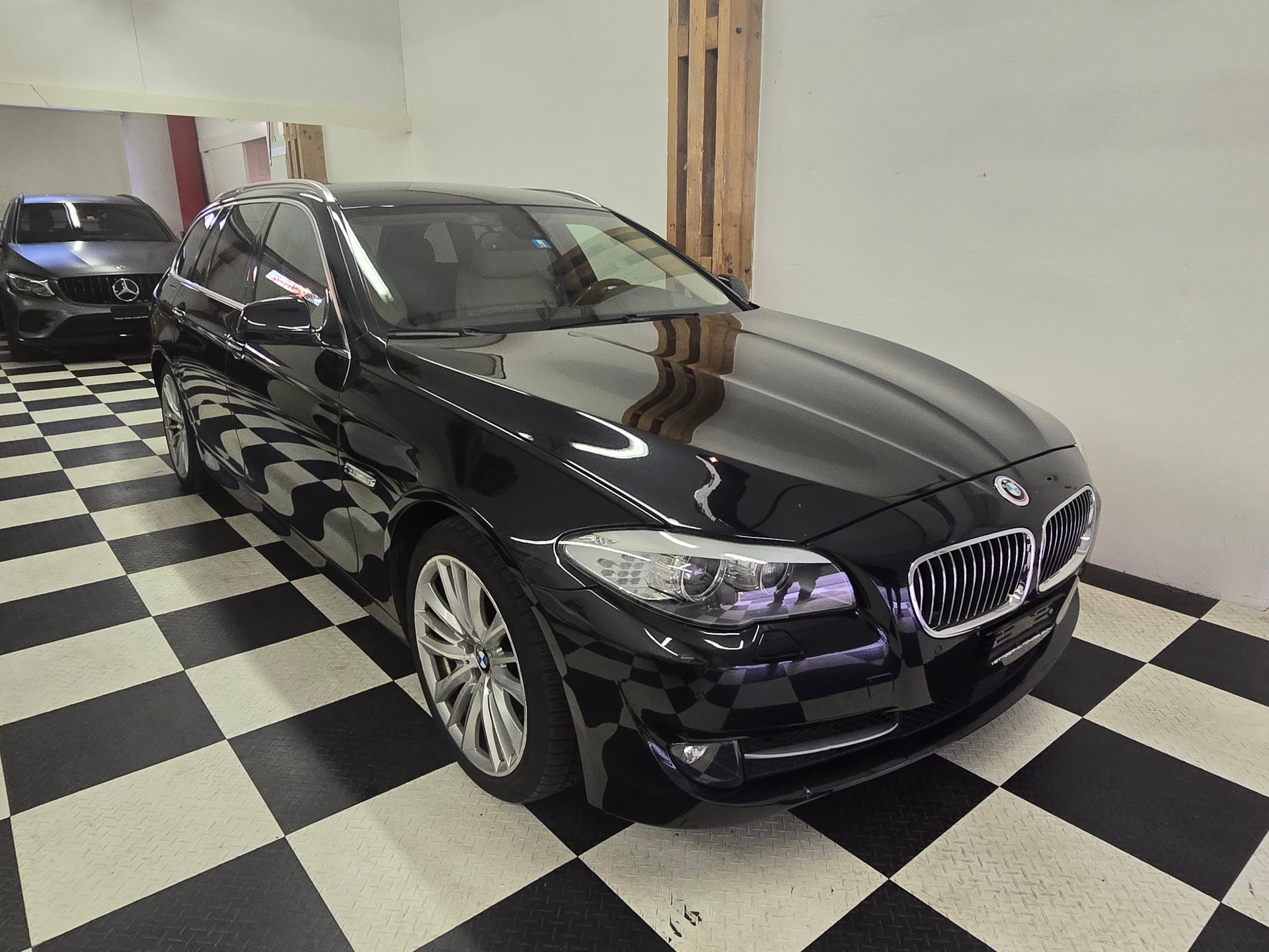BMW 535d Touring Steptronic-image-0