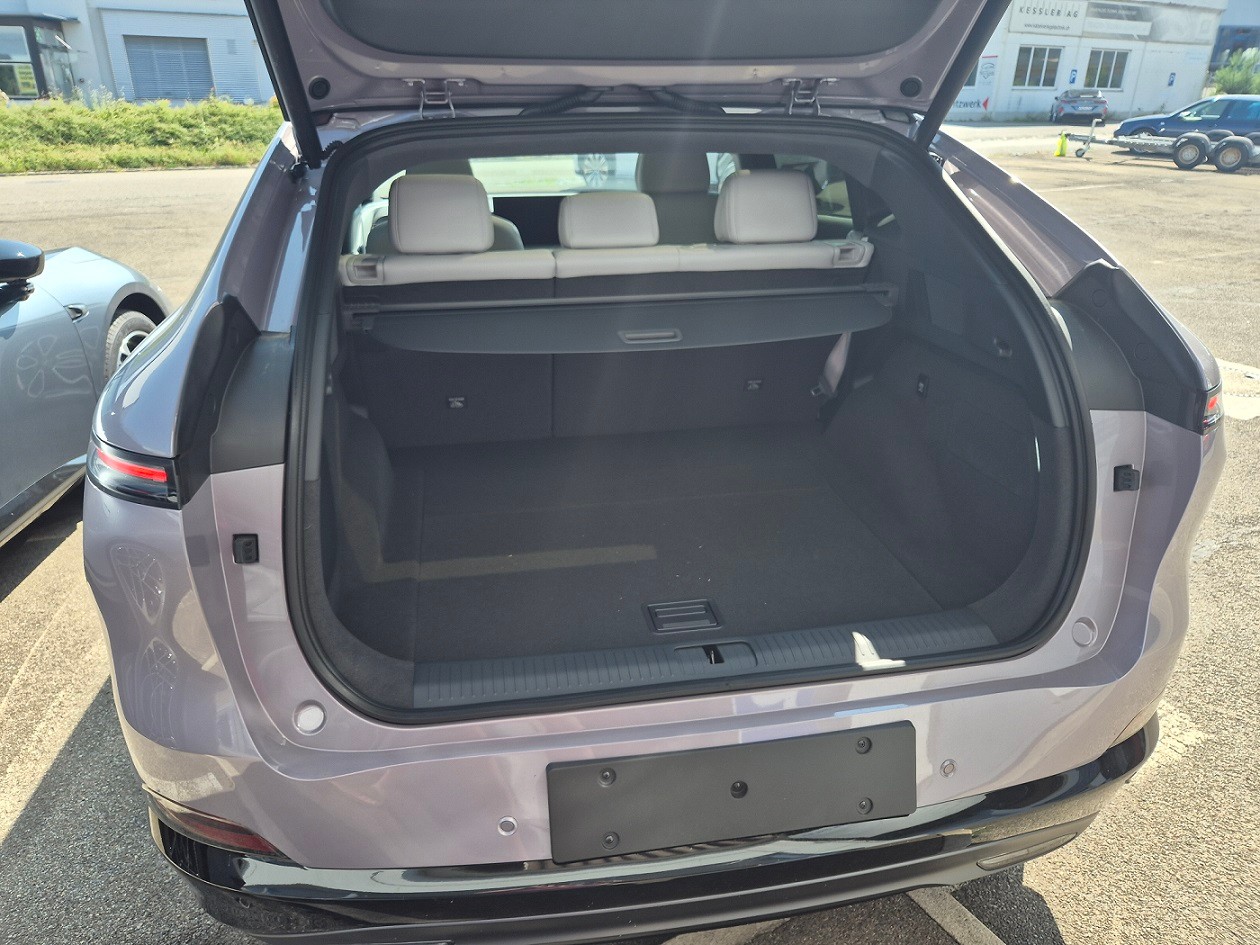 XPENG G6 AWD Performance + AHK (neues Modell)-image-8