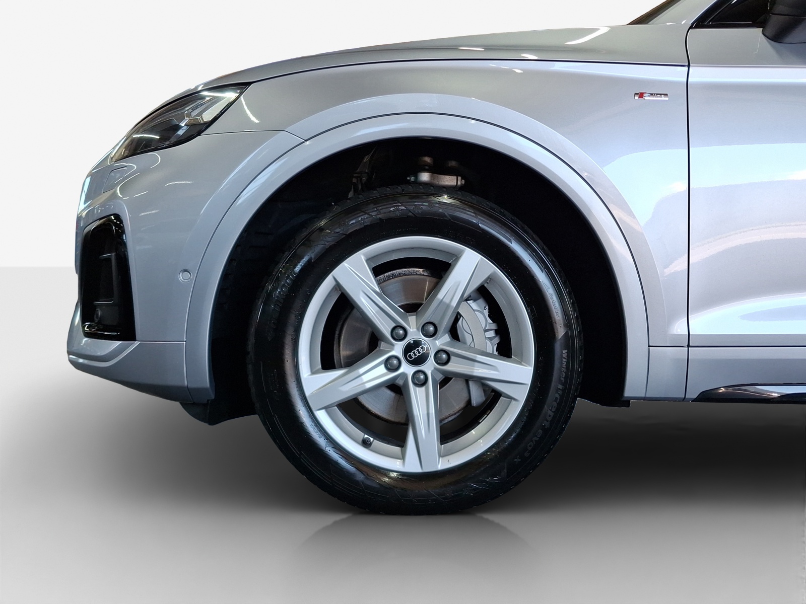 AUDI Q5 40 TDI S-line quattro S-tronic-image-14