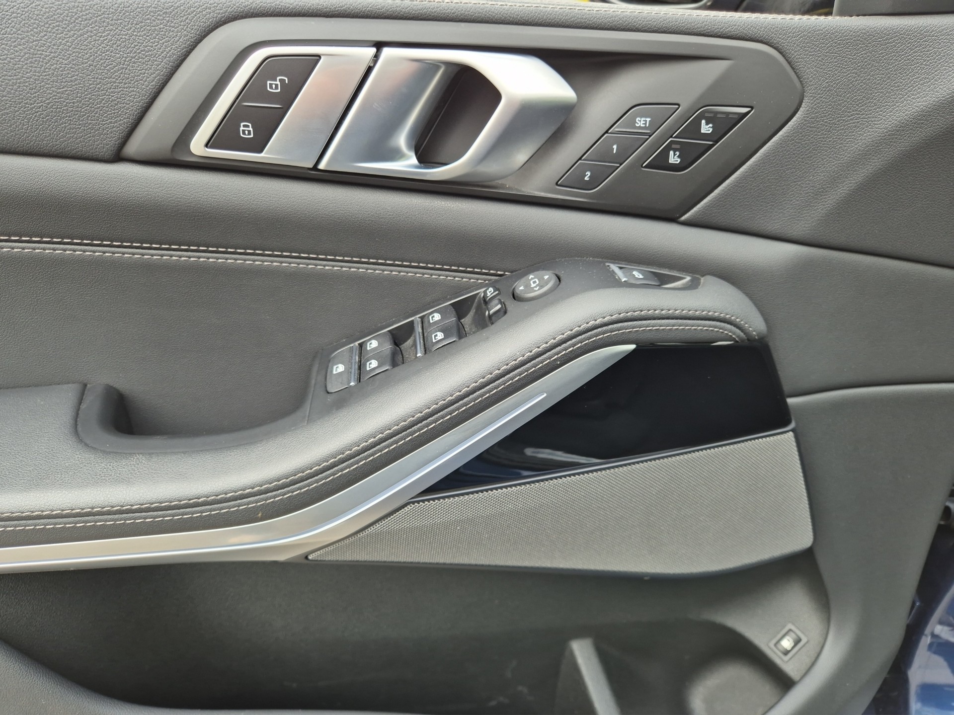 BMW X5 xDrive45e M Sport Steptronic-image-14