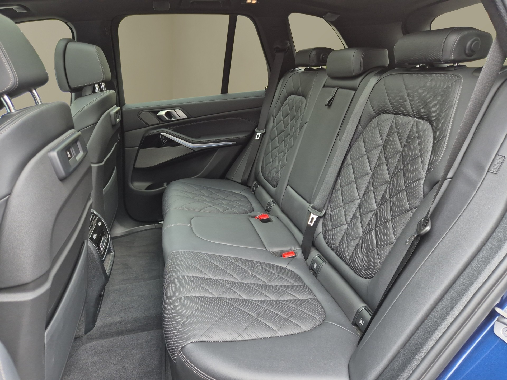 BMW X5 xDrive45e M Sport Steptronic-image-13