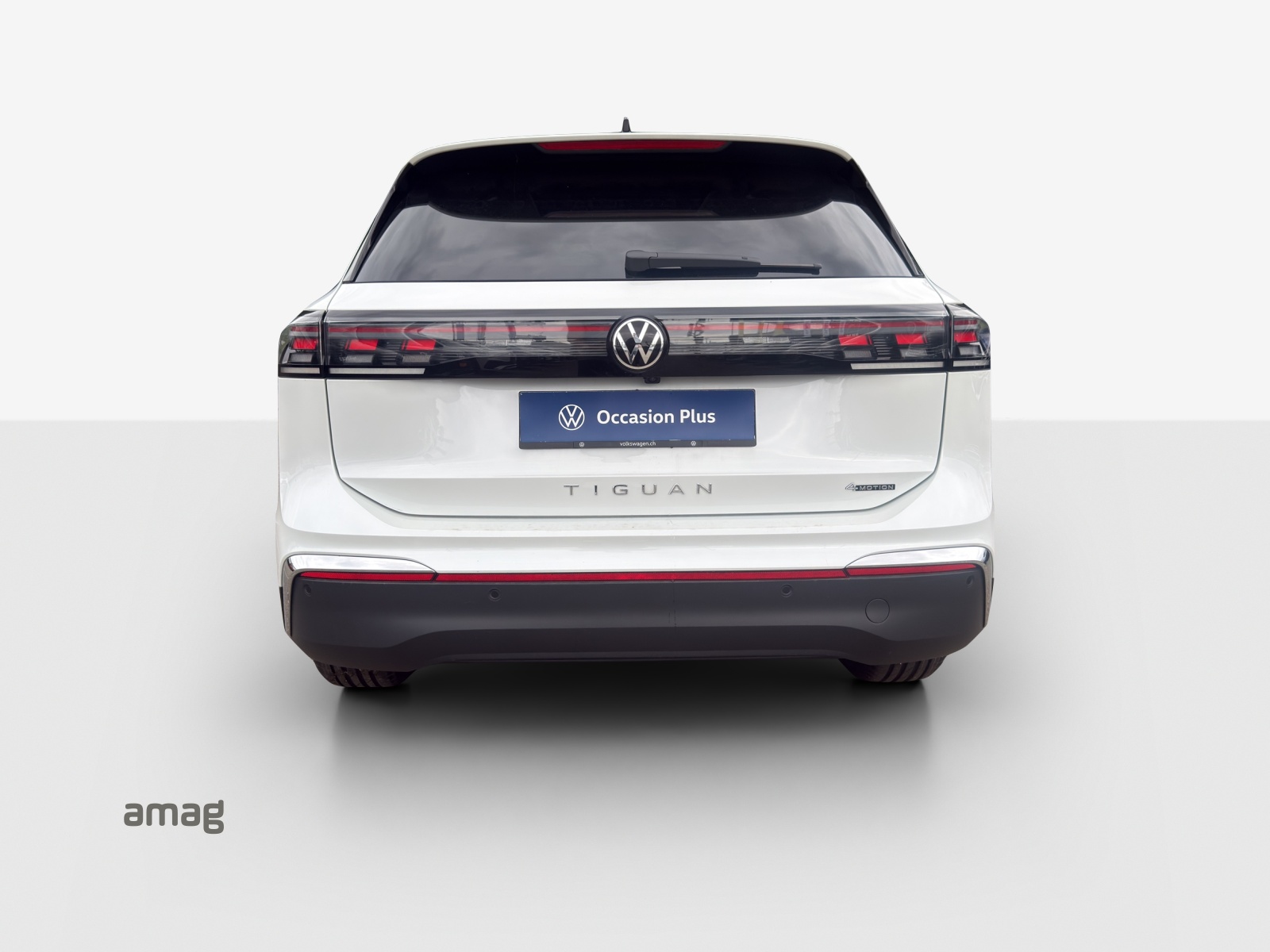 VW Tiguan 2.0 TSI DSG Elegance 4Motion-image-3