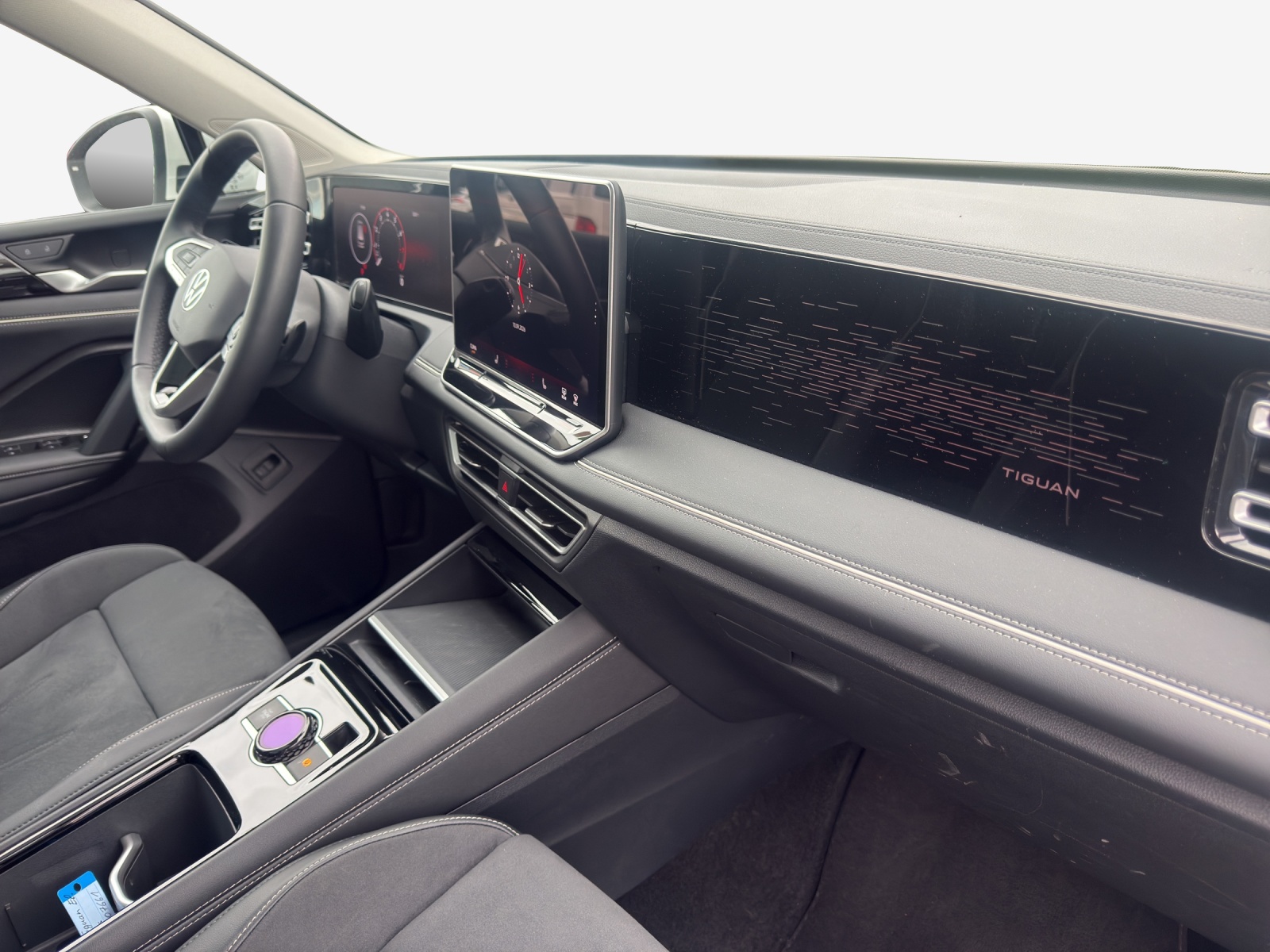 VW Tiguan 2.0 TSI DSG Elegance 4Motion-image-15