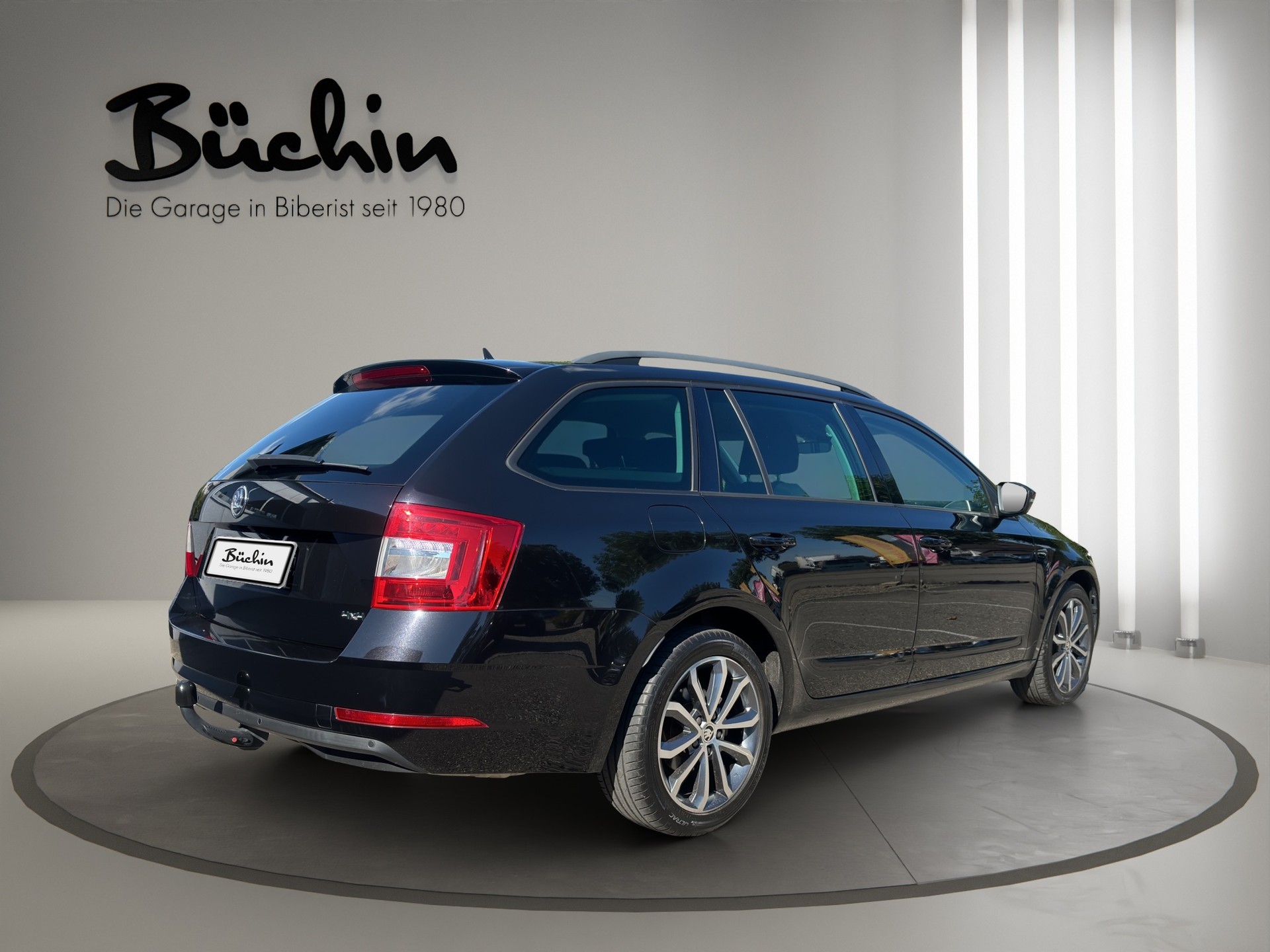 SKODA Octavia Combi 1.8 TSI Ambition 4x4 DSG-image-6