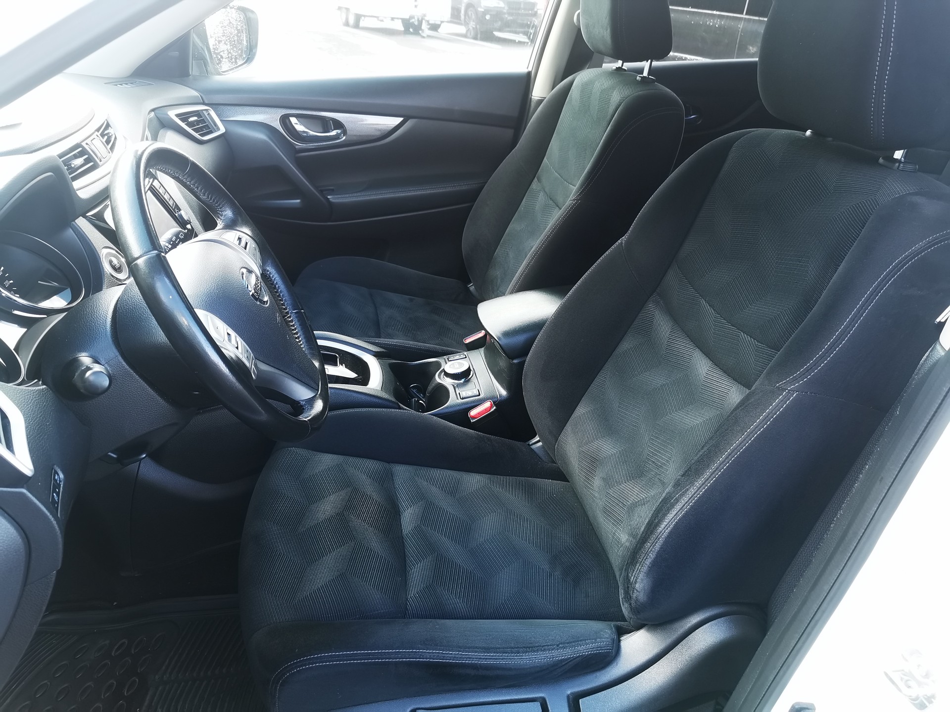 NISSAN X-Trail 2.0 dCi N-Vision Xtronic CVT ALL-MODE 4x4-image-9