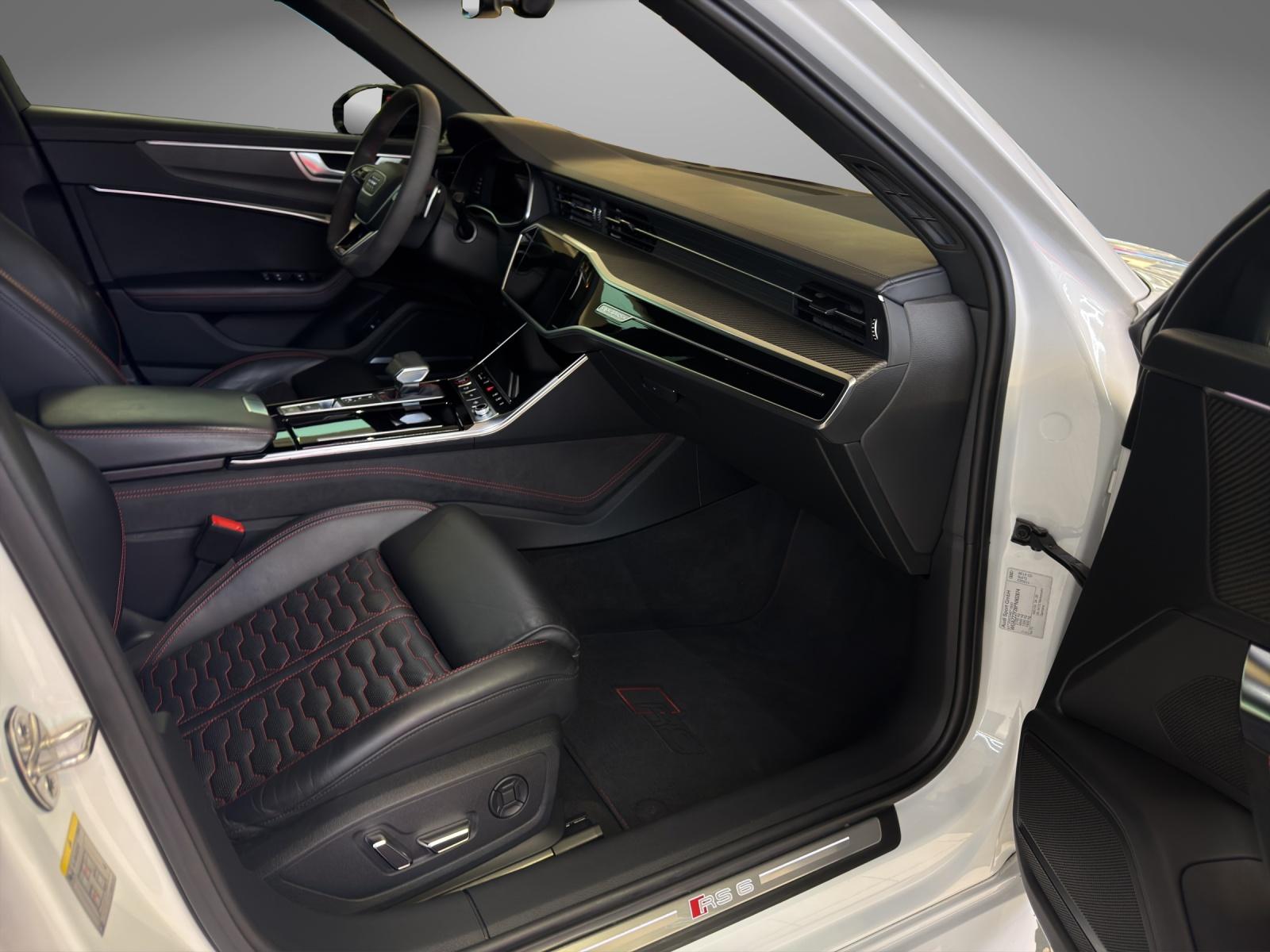 AUDI RS6 Avant 4.0 V8 TFSI quattro T-Tronic-image-20