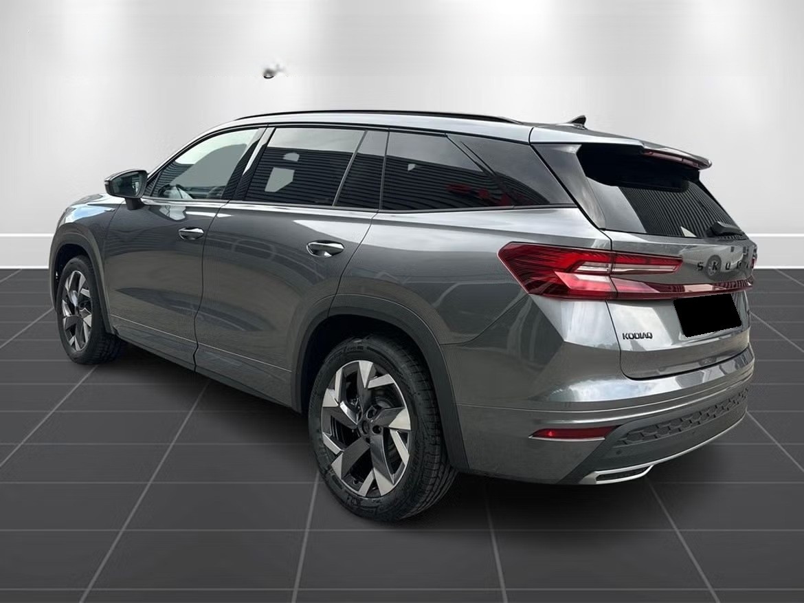 SKODA Kodiaq 2.0 TDI Sportline 4x4-image-2