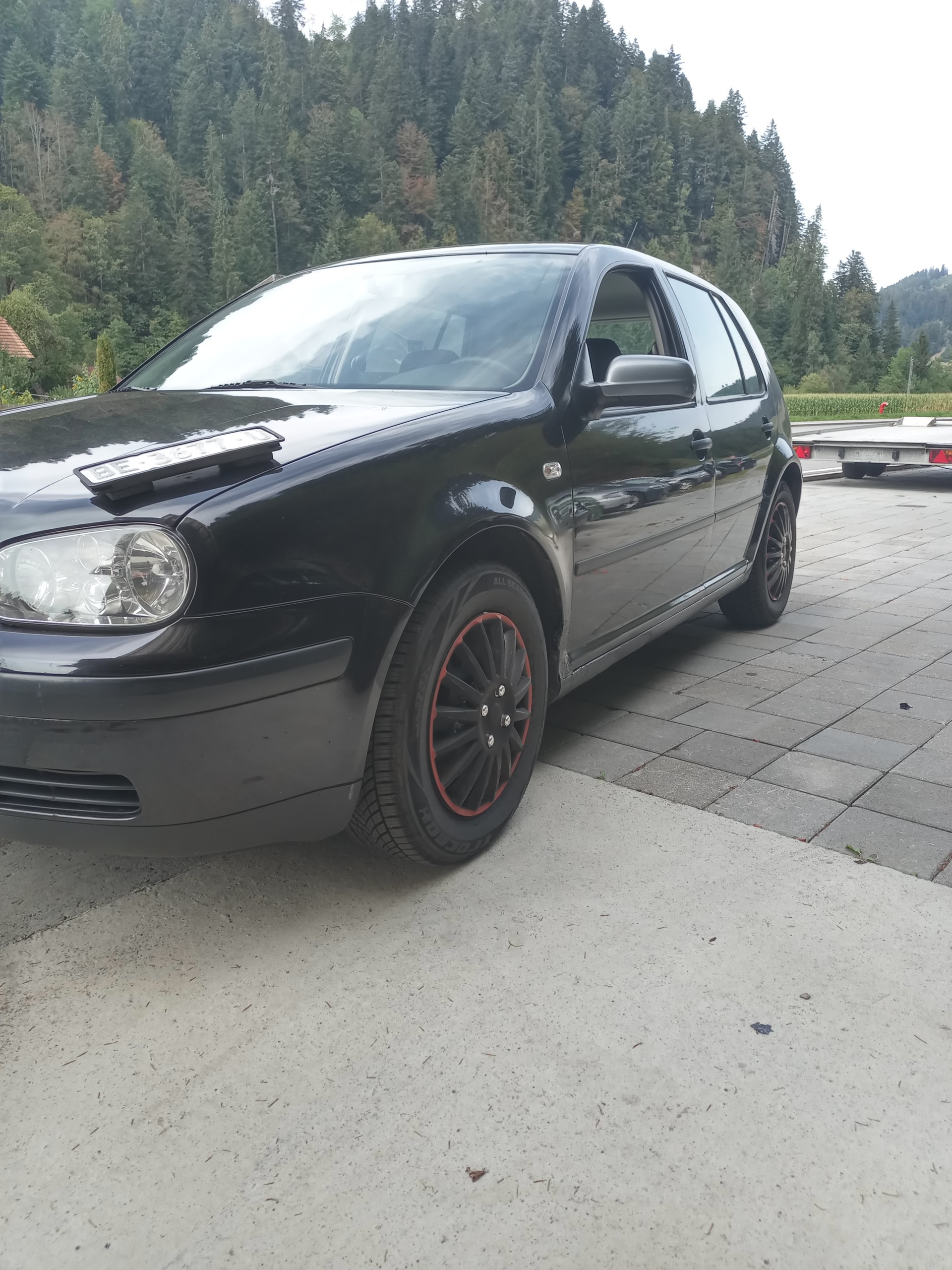 VW Golf 1.8 Comfortline 4Motion-image-0