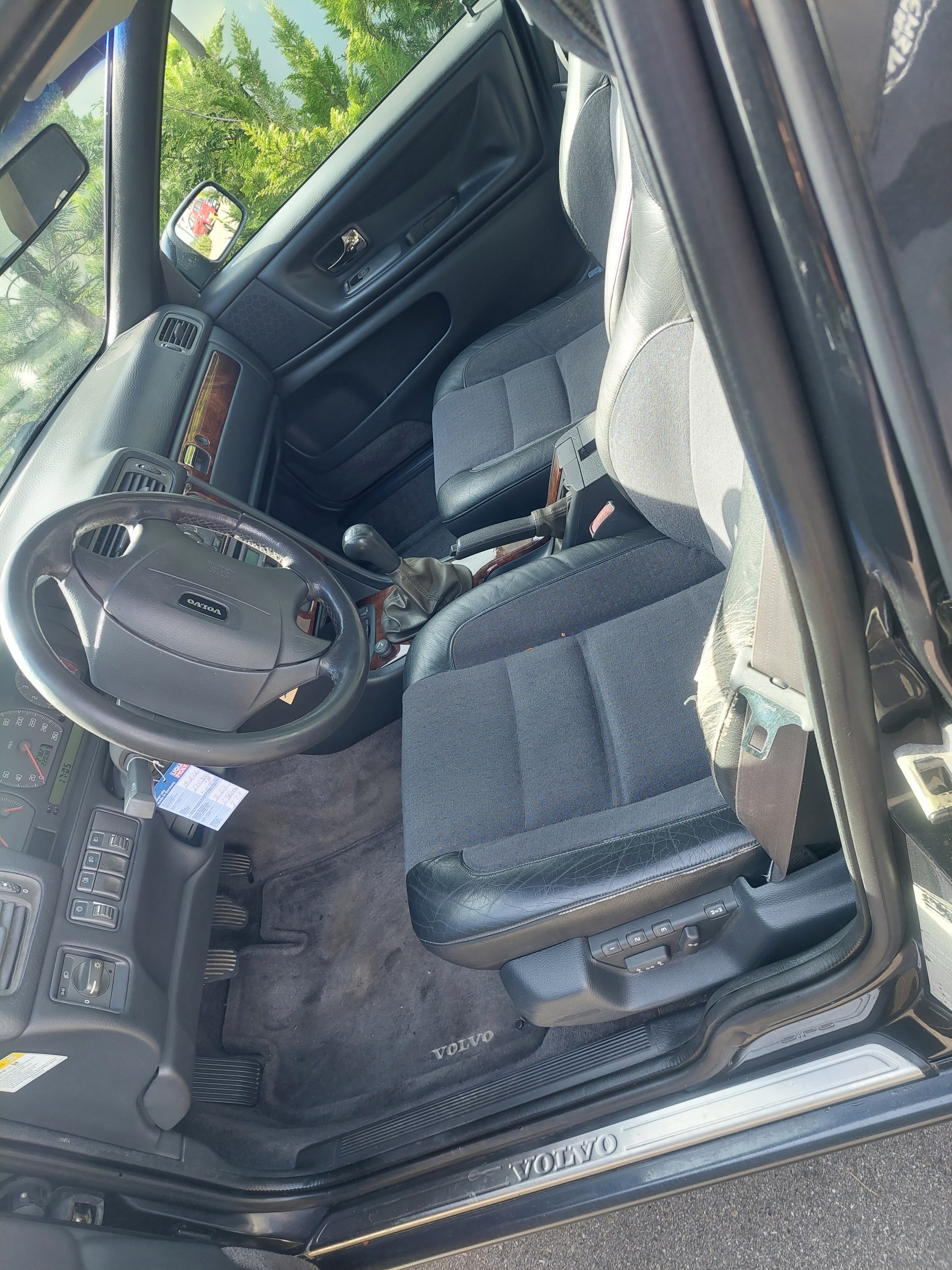 VOLVO V70 2.5 20V-image-8