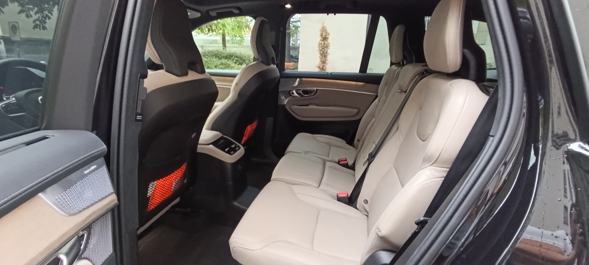 VOLVO 2.0 T8 TE Ultra Bright eAWD-image-5