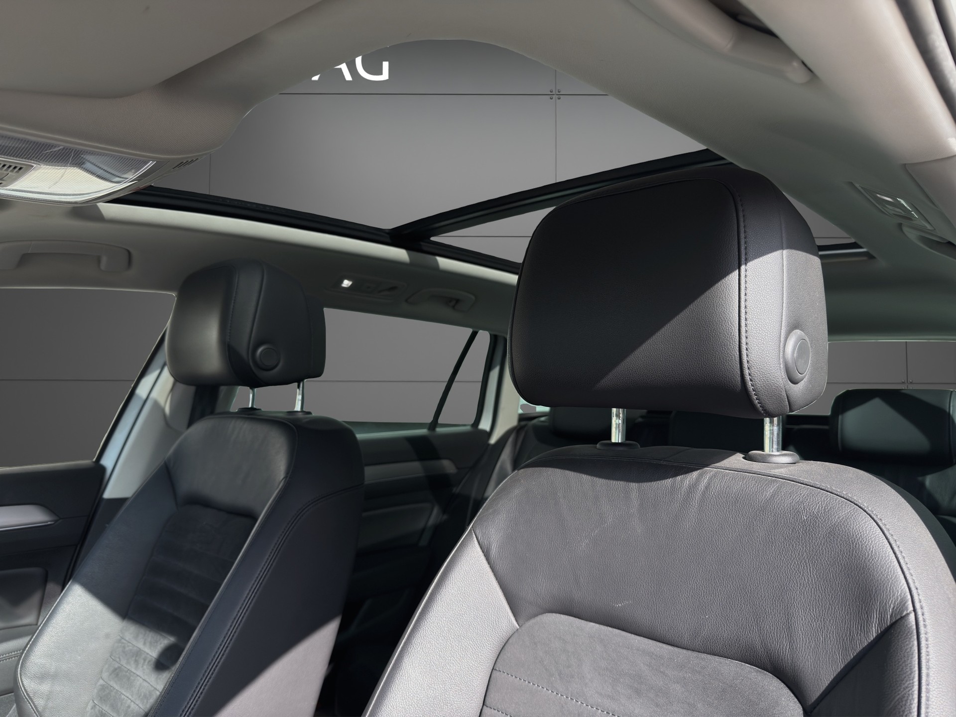 VW Passat Variant 2.0 TSI BMT Highline 4Motion DSG-image-7