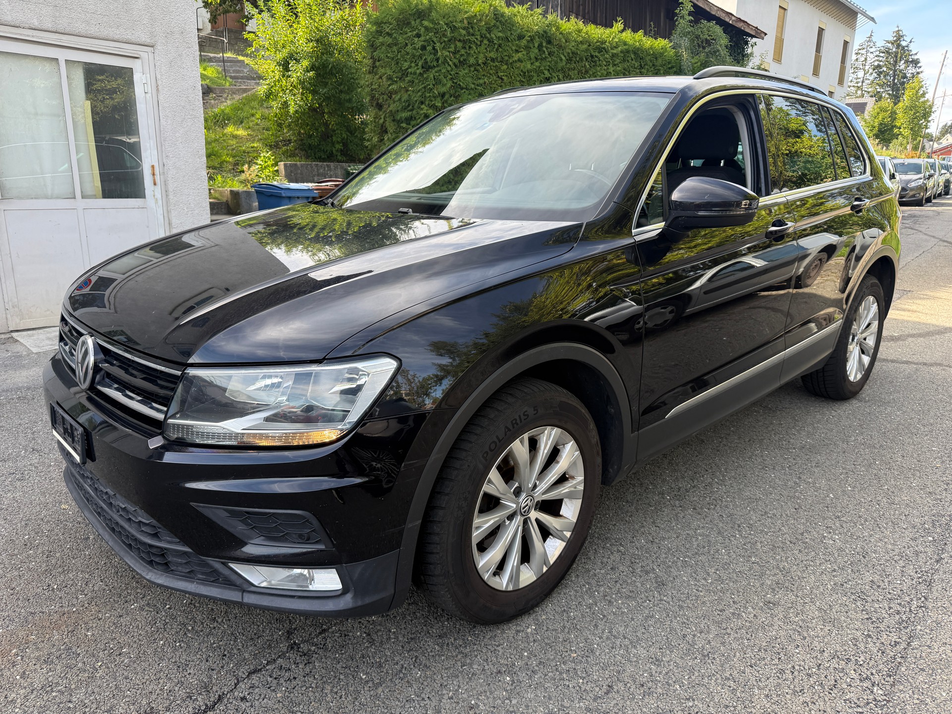 VW Tiguan 2.0 TDI SCR Trendline 4Motion DSG-image-0
