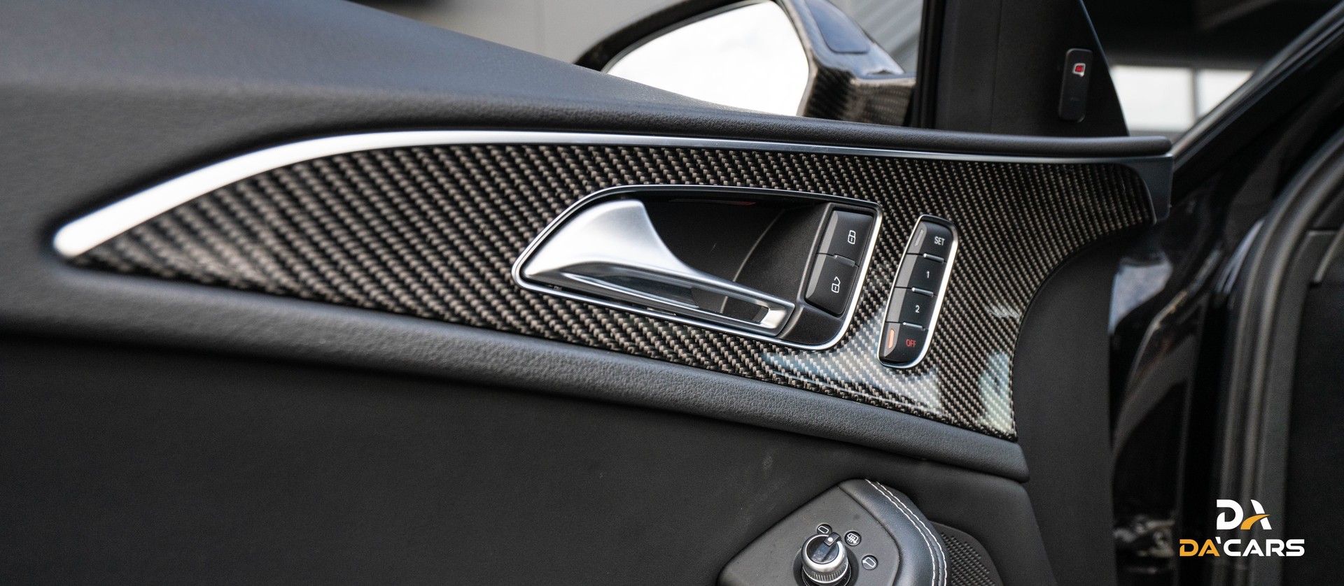 AUDI RS6 Avant 4.0 TFSI V8 quattro Tiptronic-image-17