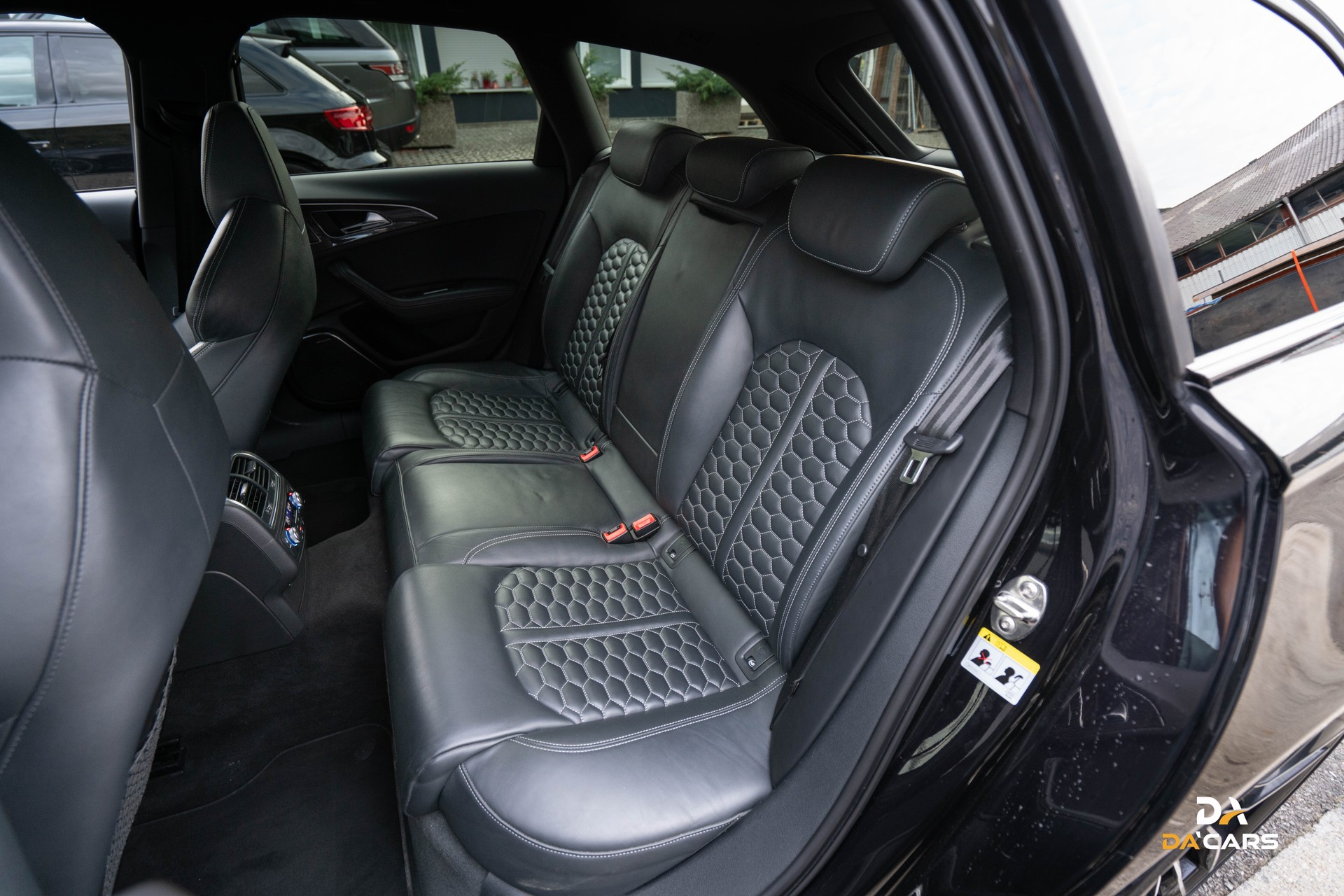 AUDI RS6 Avant 4.0 TFSI V8 quattro Tiptronic-image-7