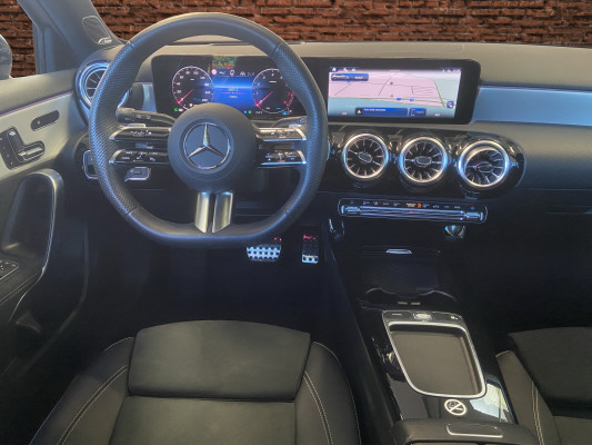 MERCEDES-BENZ A 250 4Matic 8G-DCT-image-9