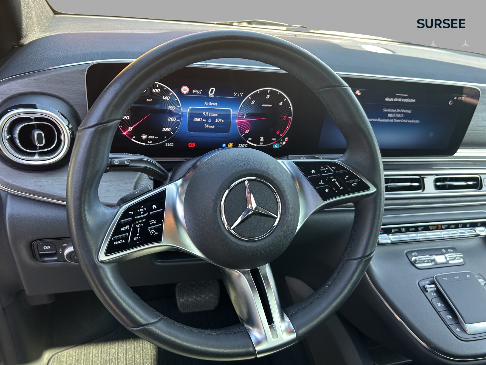 MERCEDES-BENZ V 300 d lang Avantgarde 4Matic 9G-Tronic-image-9